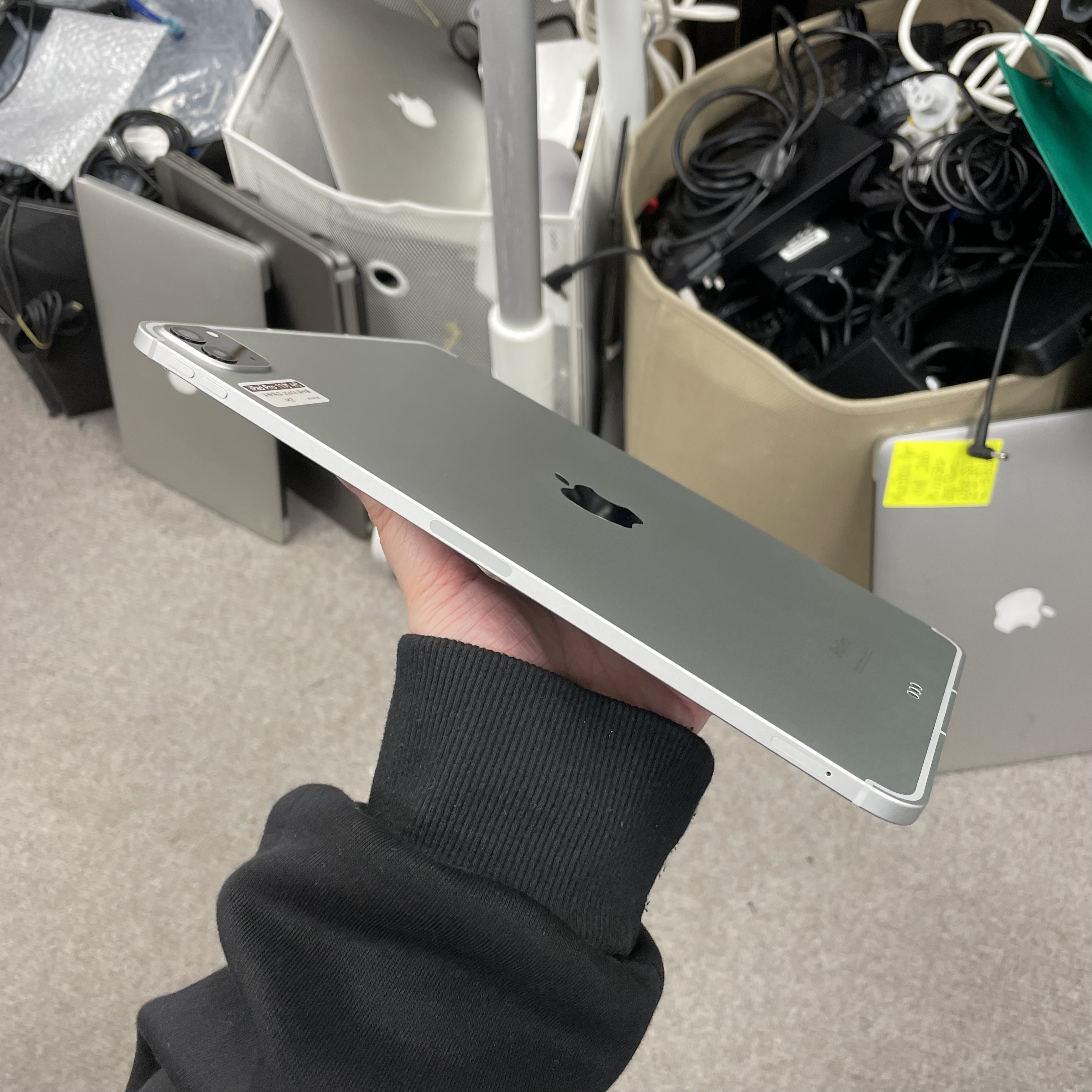 *4767100 iPad Pro 4 11吋 M2 未使用品 256GB 插卡版 銀色 sliver