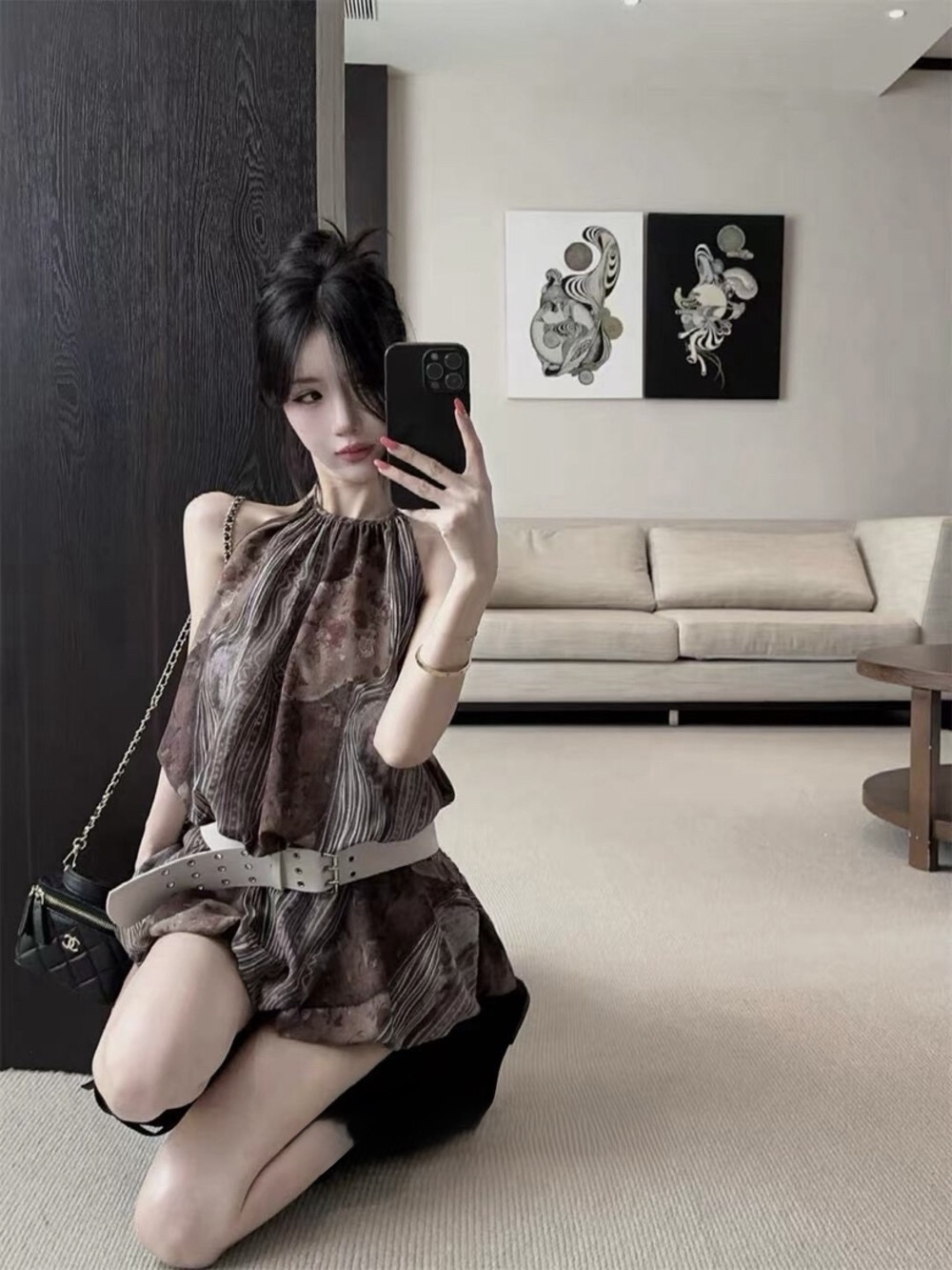 法式复古晕染挂女夏款小众褶皱雪纺衫无袖露肩上衣辣妹背心(配腰带) Floral halter mini dress with white belt
