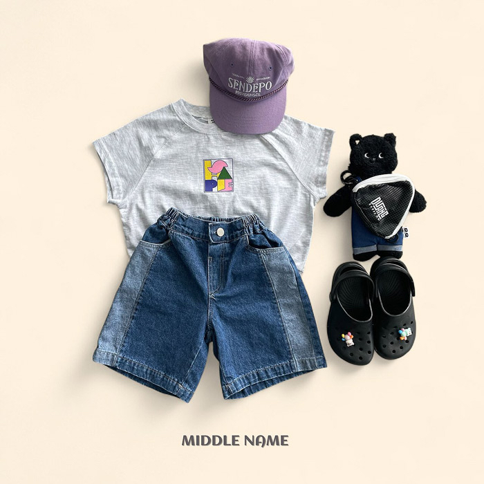 🇰🇷middle name tee