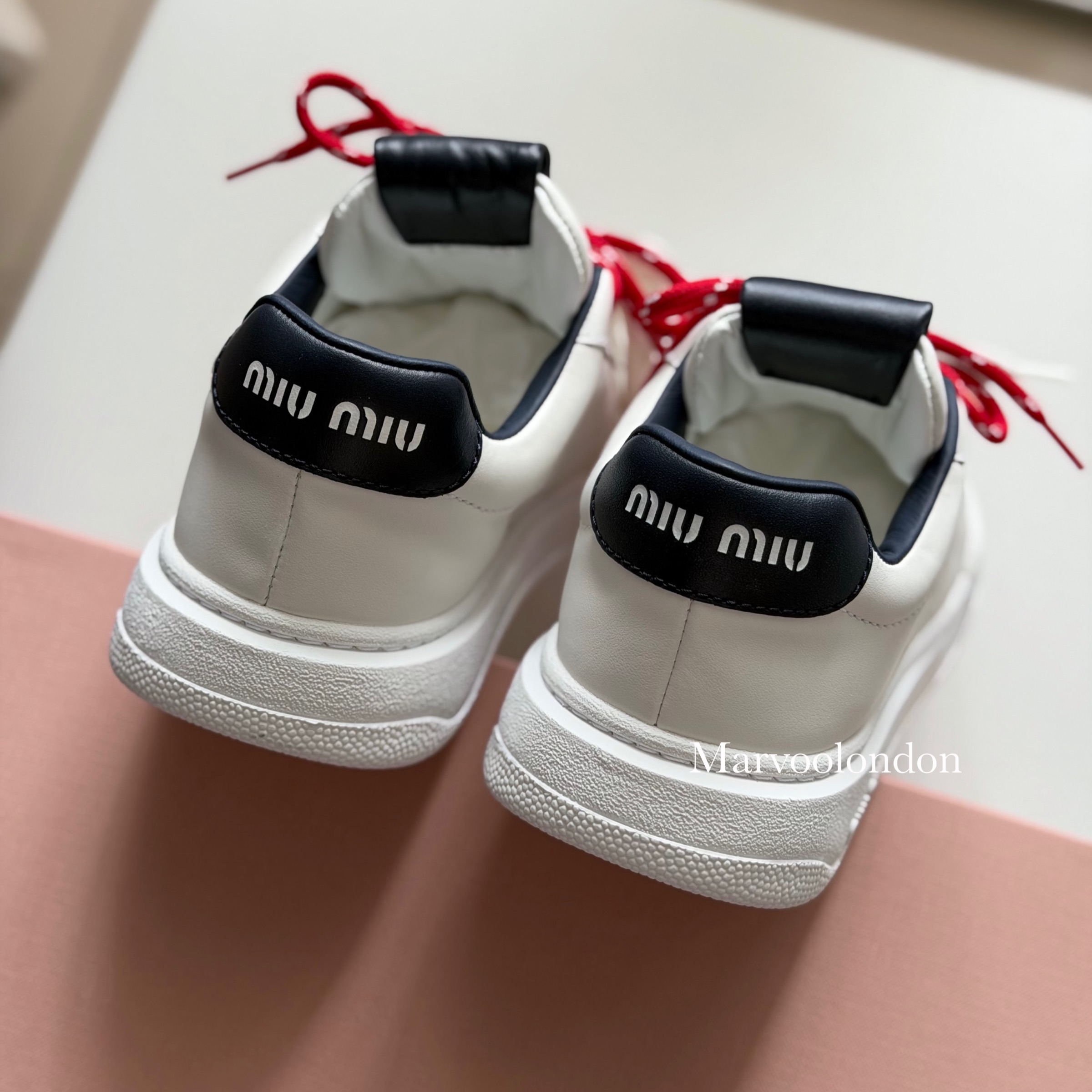 限時優惠✨訂貨🍒MIUMIU sneaker  Size 36-39 有半碼