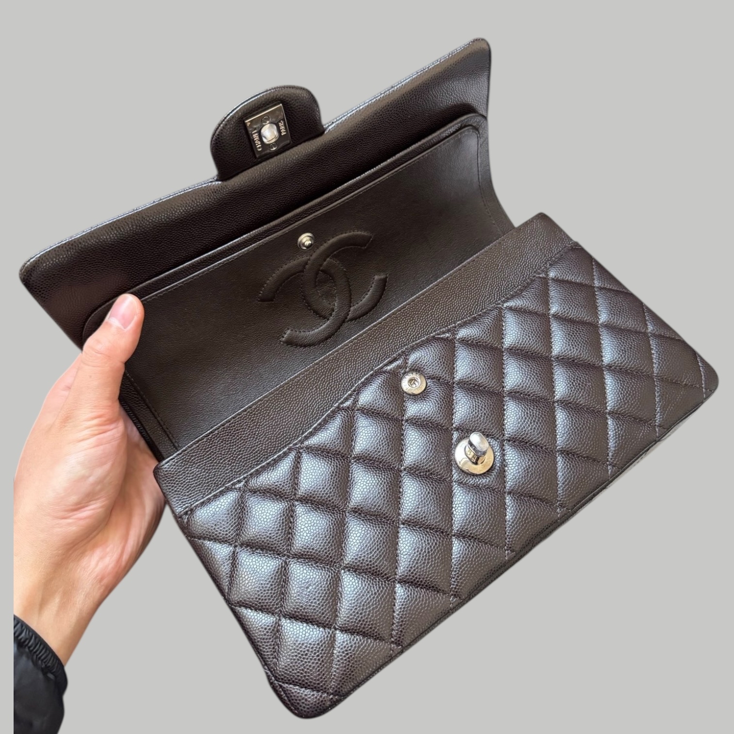 Chanel Caviar CF25 朱古力啡銀扣