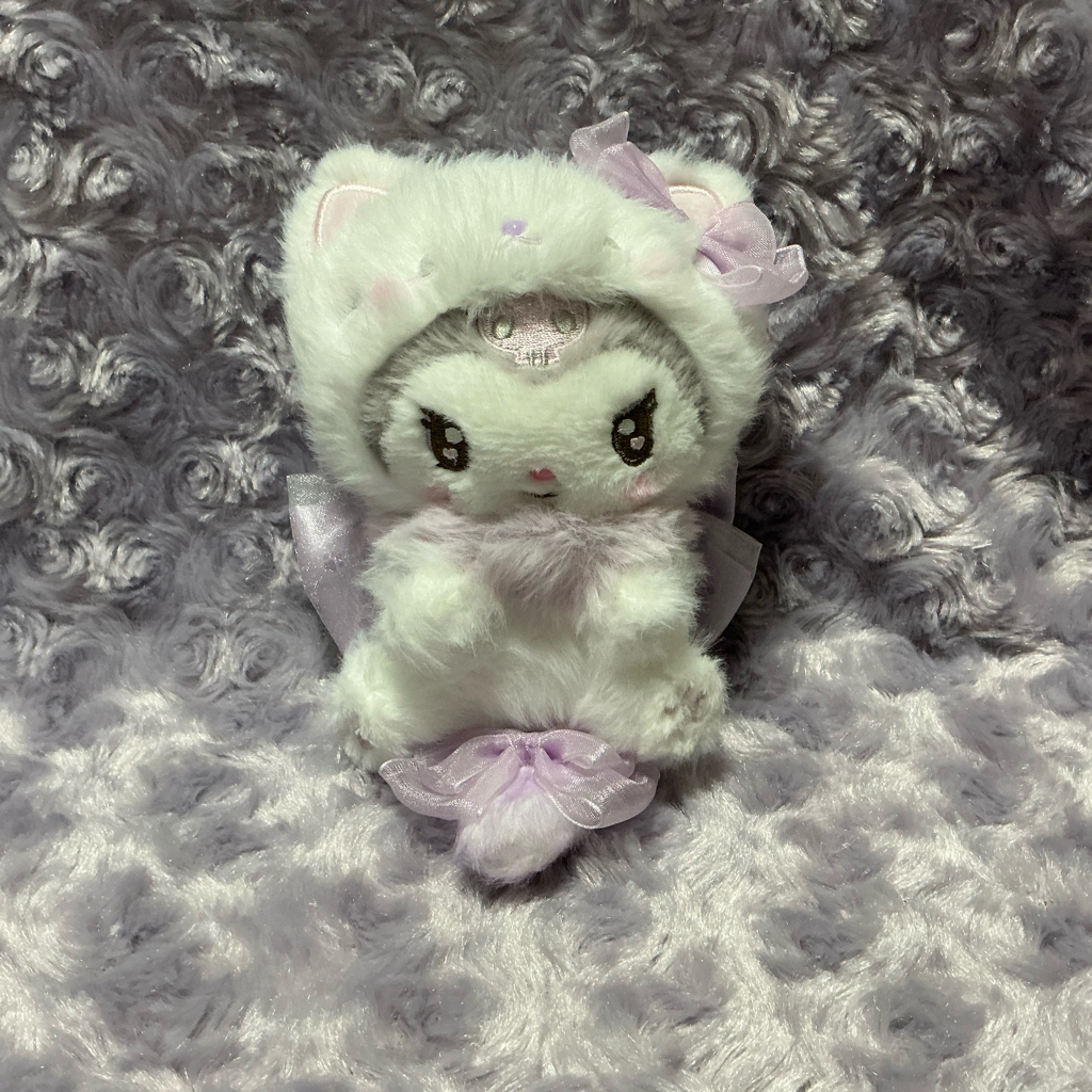 「現貨」Sanrio 優雅白貓公仔匙扣