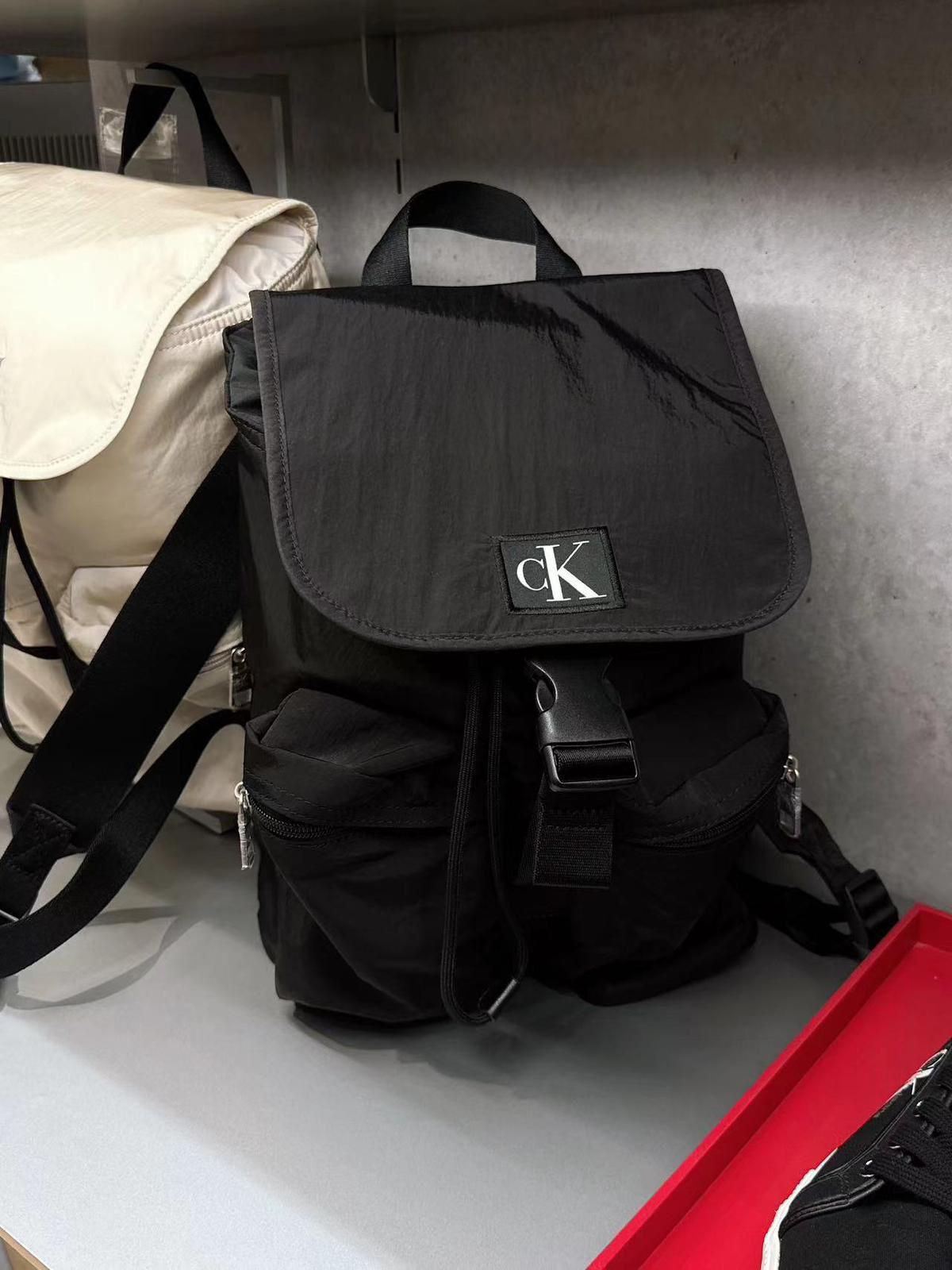 <預訂>🇰🇷Calvin Klein City Nylon Flap Backpack Sale‼️到貨日12至18日