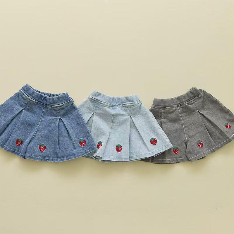 韓版草莓刺繡牛仔裙