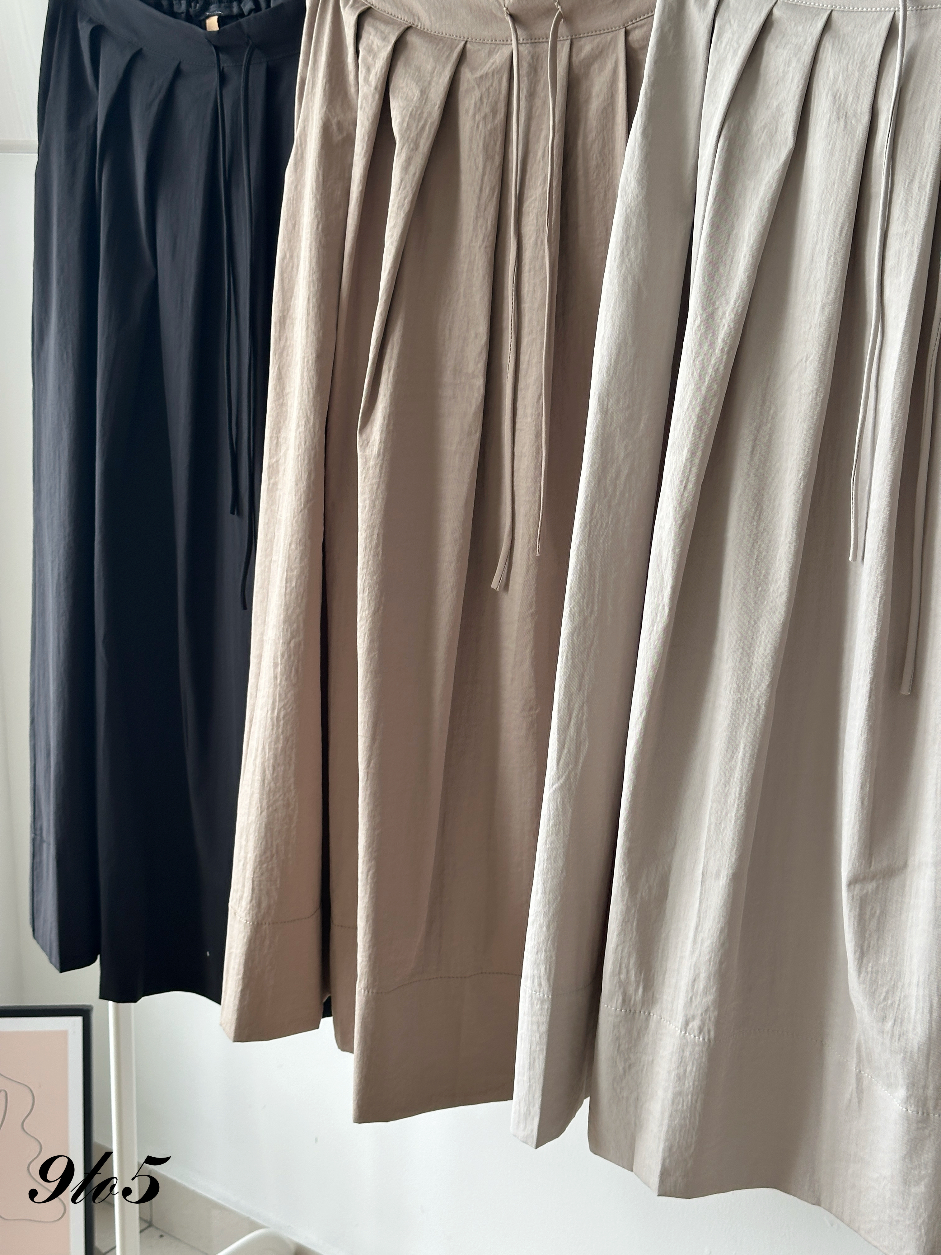 S1900 A Line Pleated Skirt - 3 Colors 