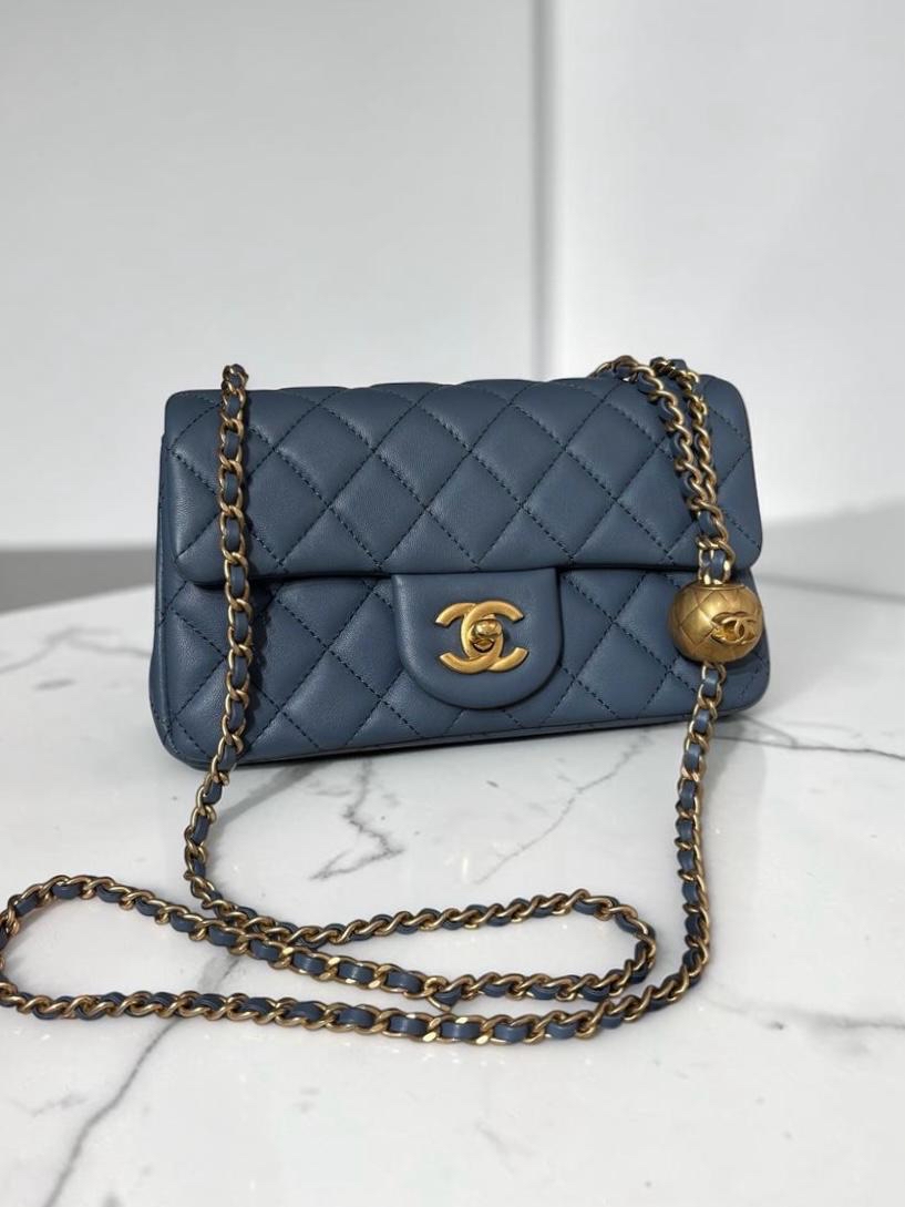 全新未使用品 Chanel mini flap bag with pearl crush 金球 100%Authentic ,Unused 全新未使用品 ✅香港專門店收據✅晶片✅塵袋✅box