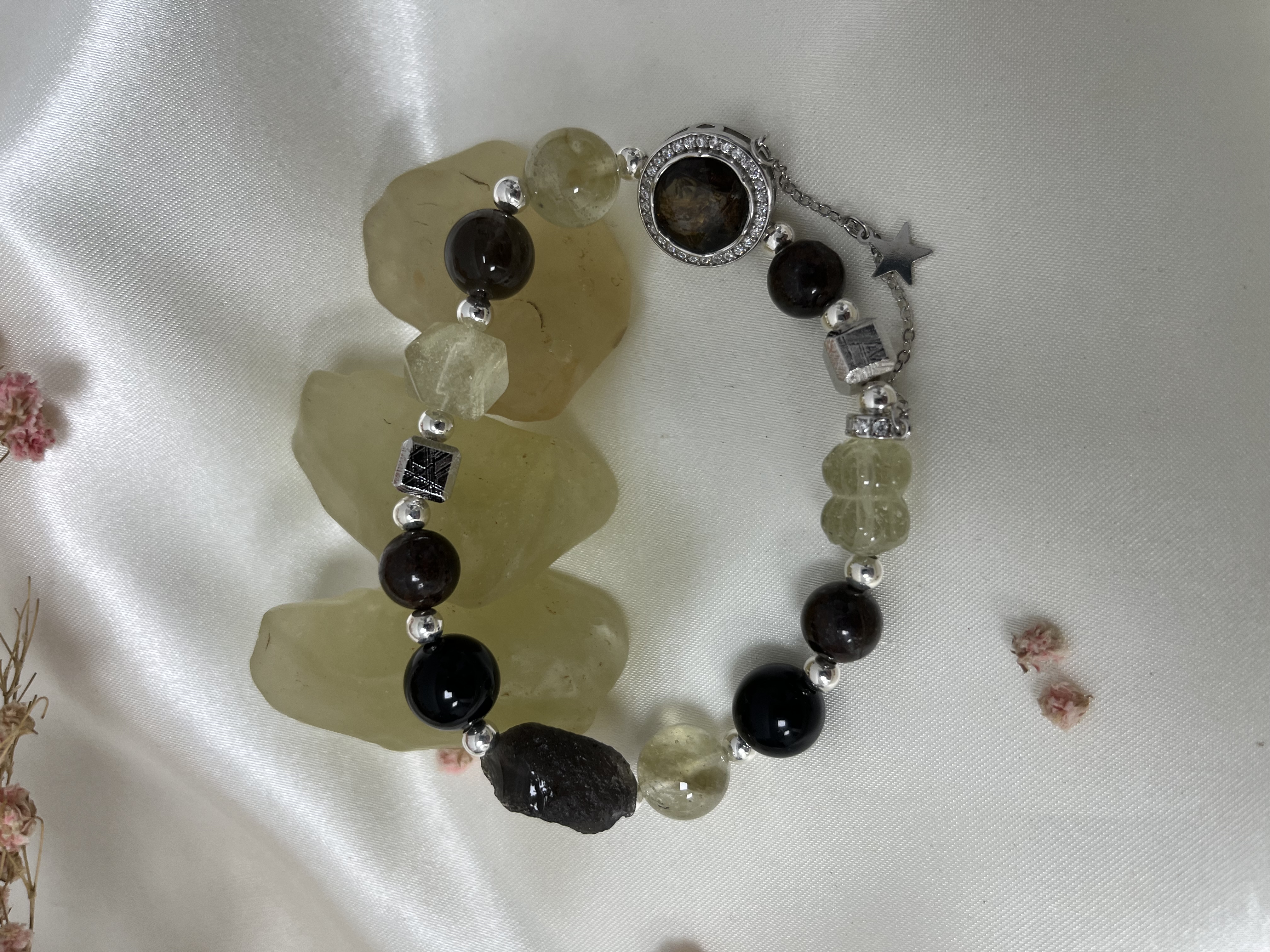 高能量天然磒石多寶