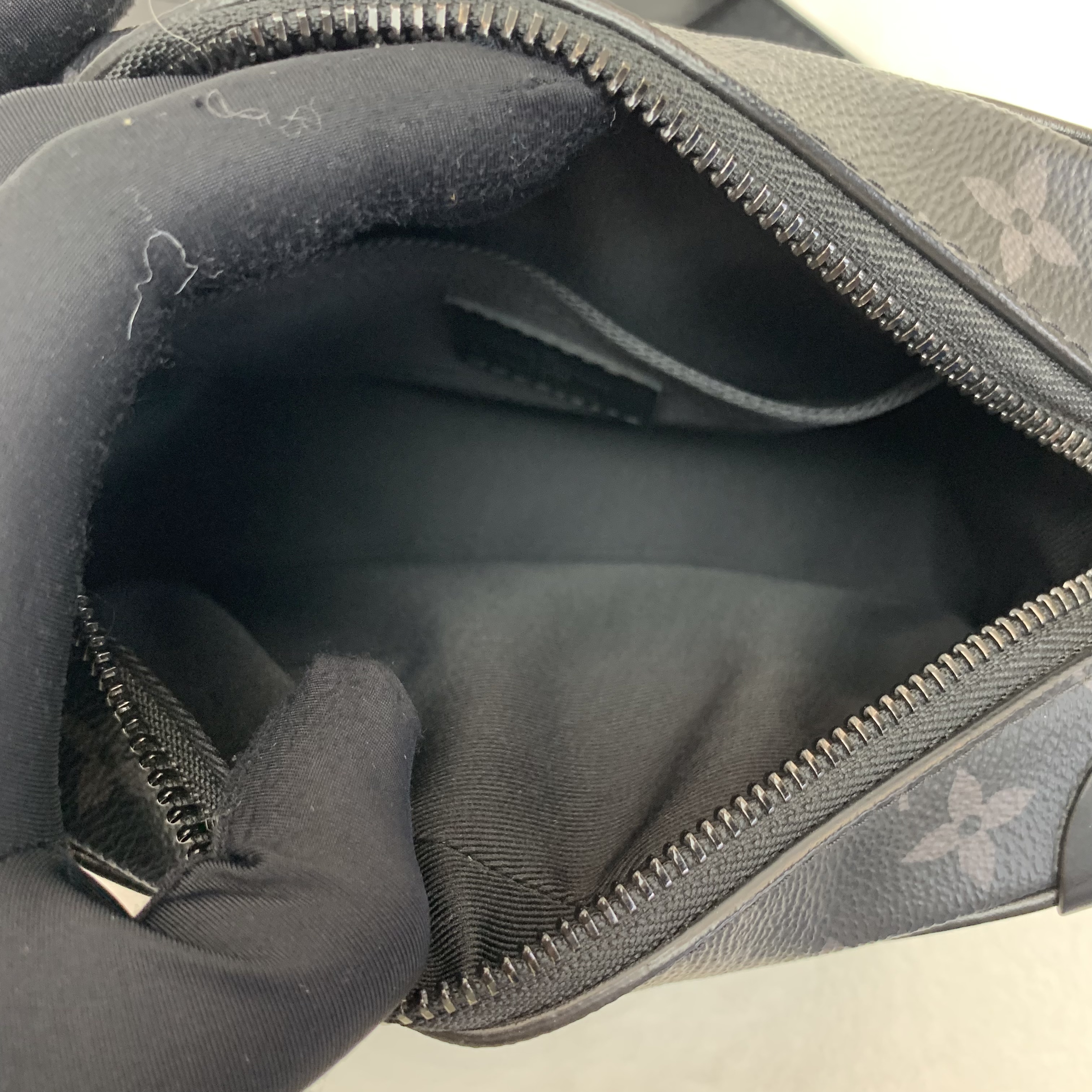 中性款🖤LV 黑武士Mini Trunk