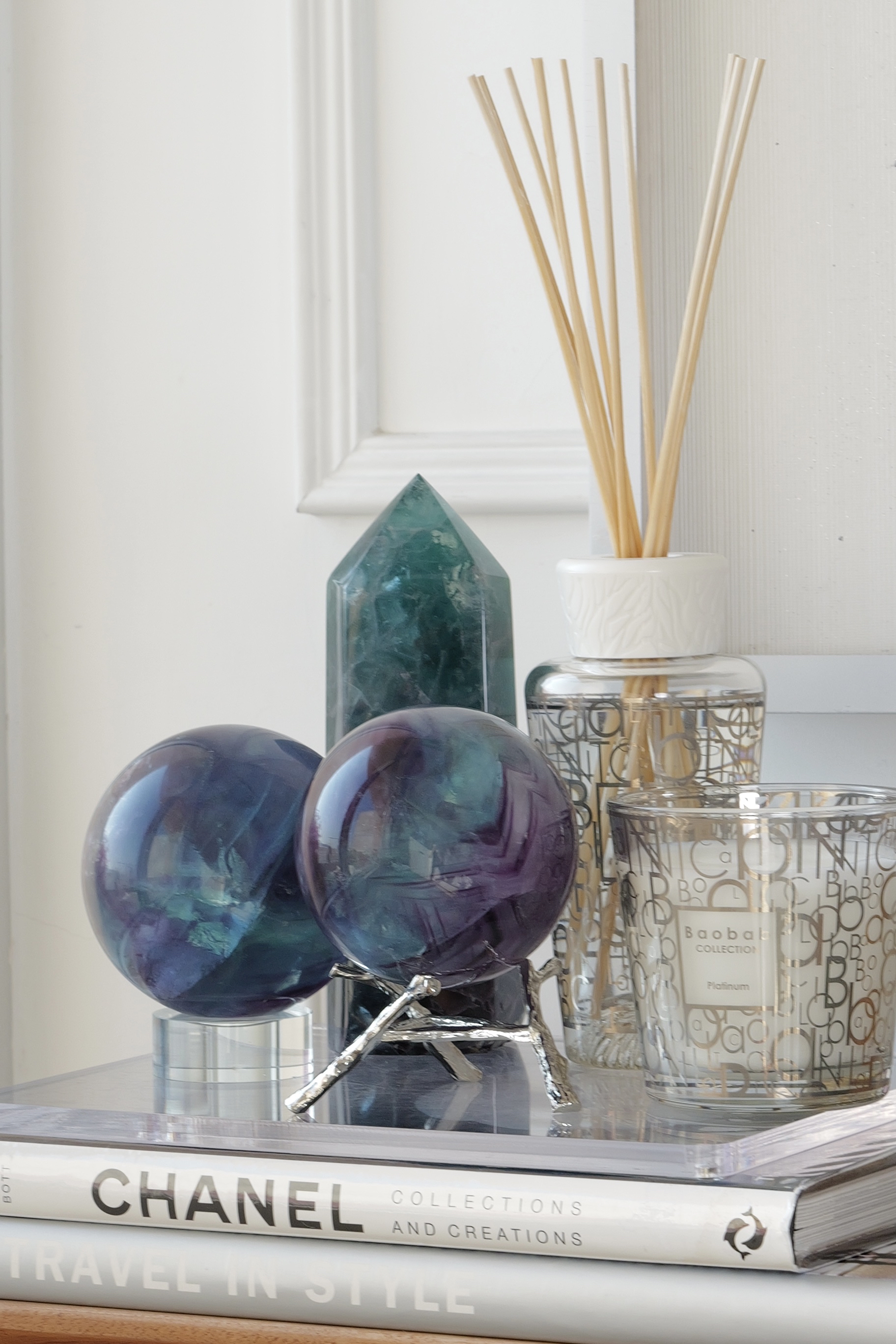 ༒1.1kg+ 8.4cm紫藍綠千層紋螢石球༒    FLa029H2MAG10FJ-RA3*6tm