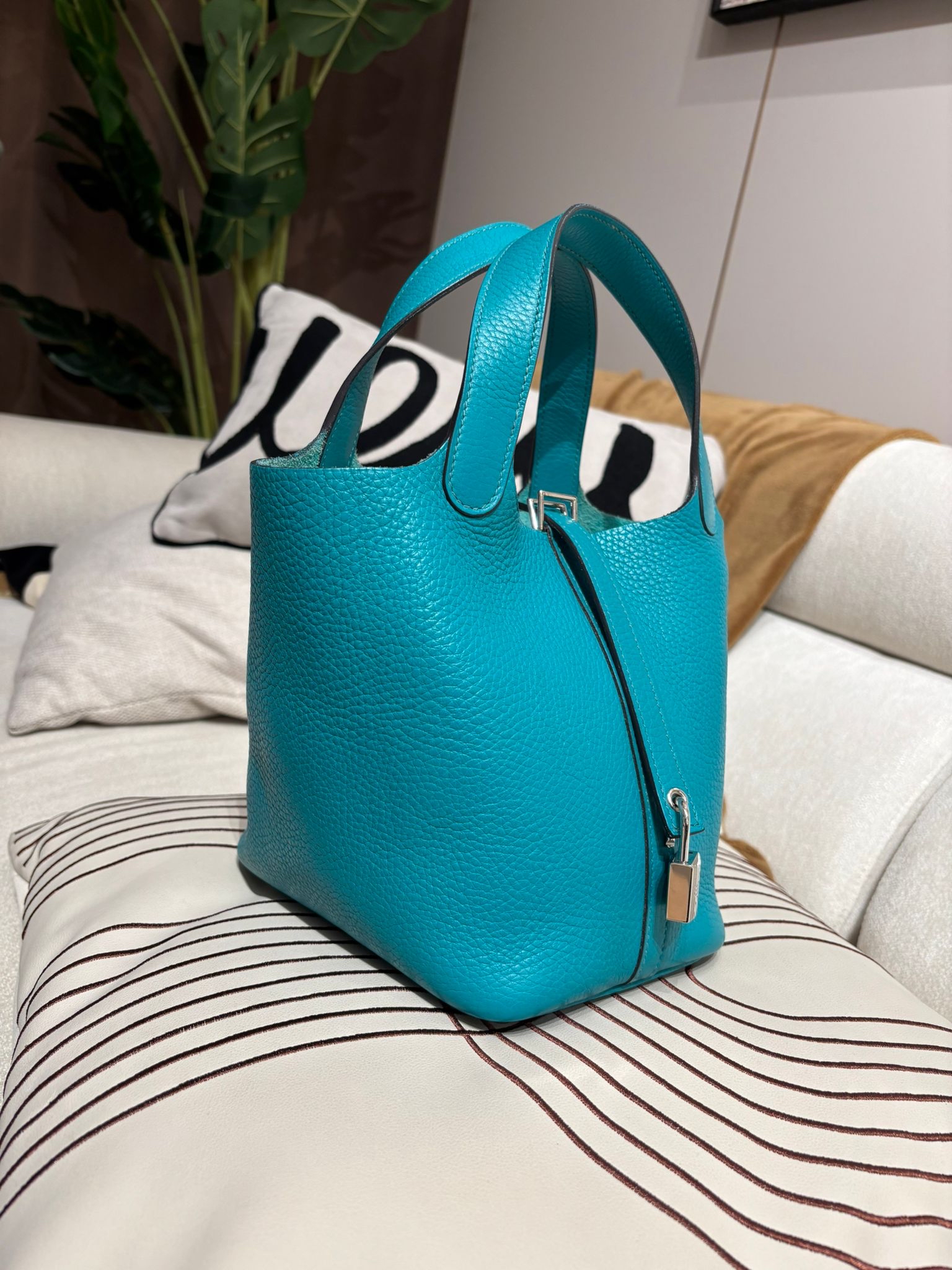 Hermes picotin 18,blue paon,STAMP X 100%Authentic ,96%new ✅Key Lock ✅Dust bag ✅Box
