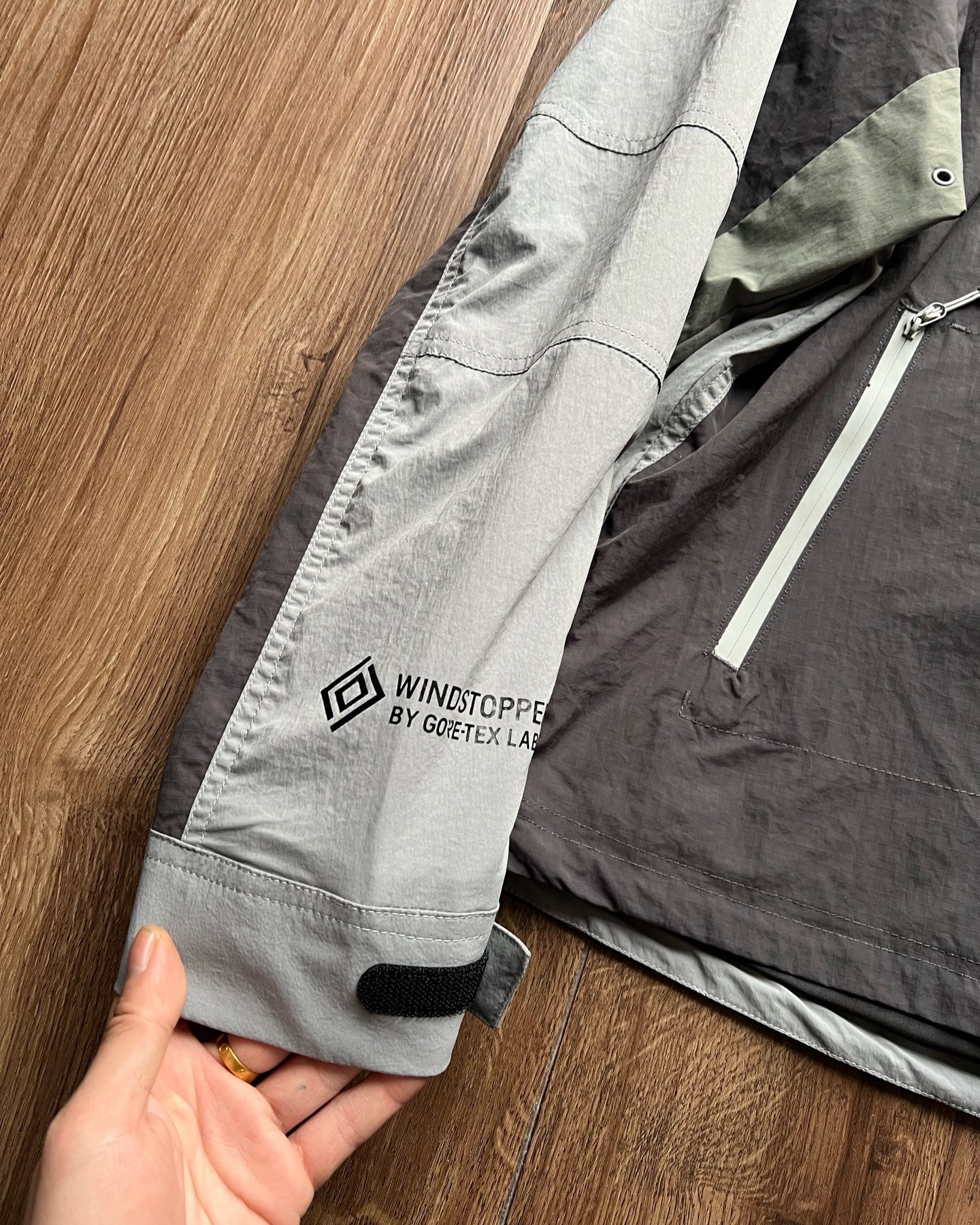 SLATE系列戶外防風連帽風褸