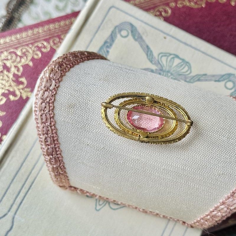 Vintage C.a. 1940s Czechoslovakian Pink Glass Oval Collar Brooch (NZ086)