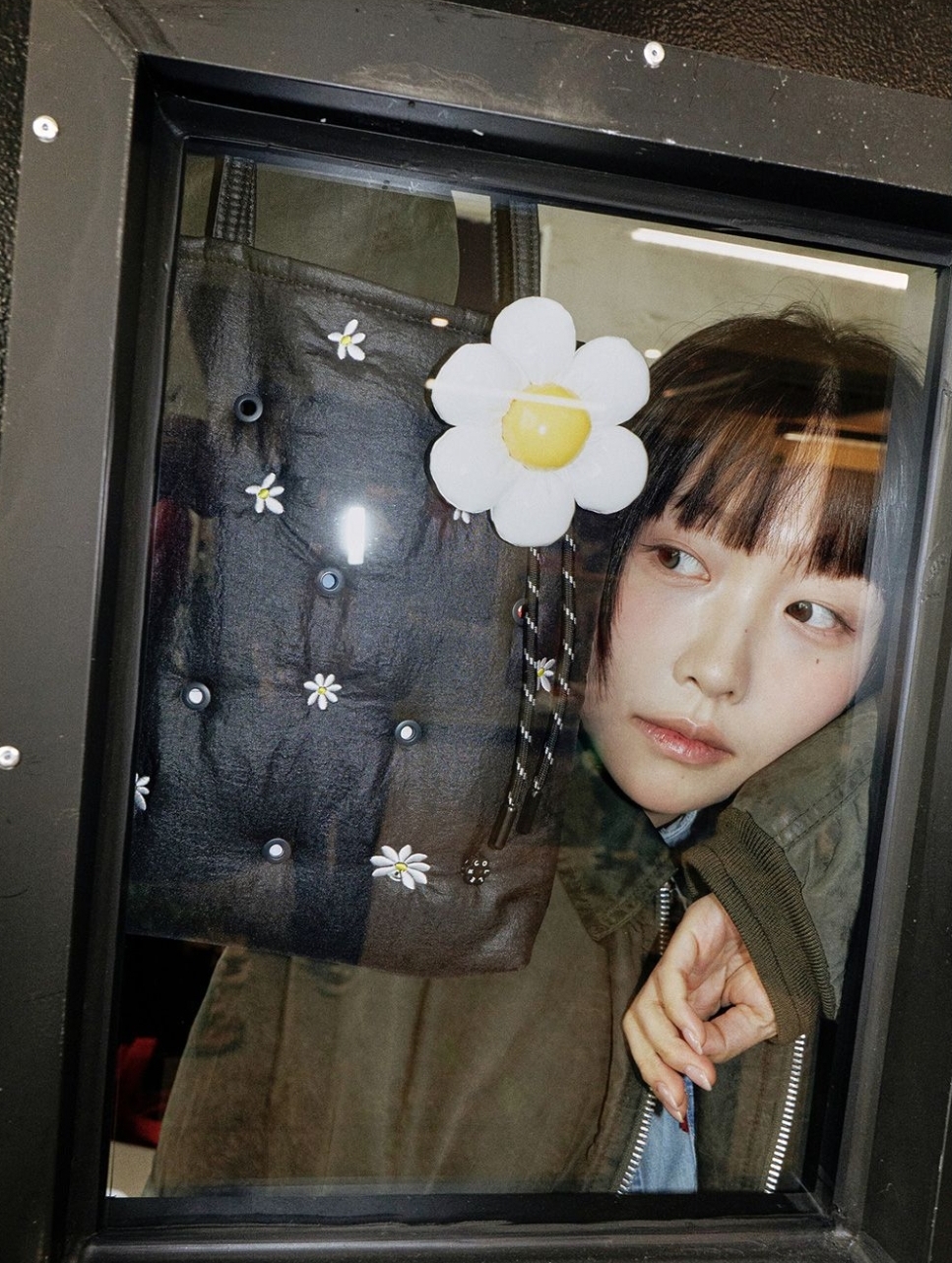 G-DRAGON -  ZO& FRIENDS X Coller Limited 