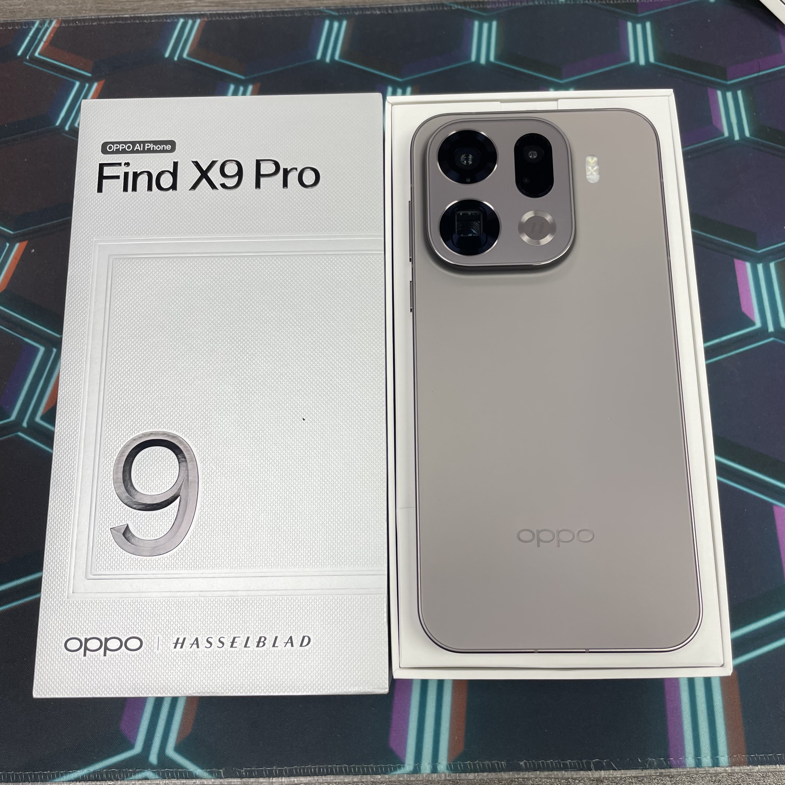 *7719 Oppo Find X9 Pro 完美機 16+512GB 啡色 brown
