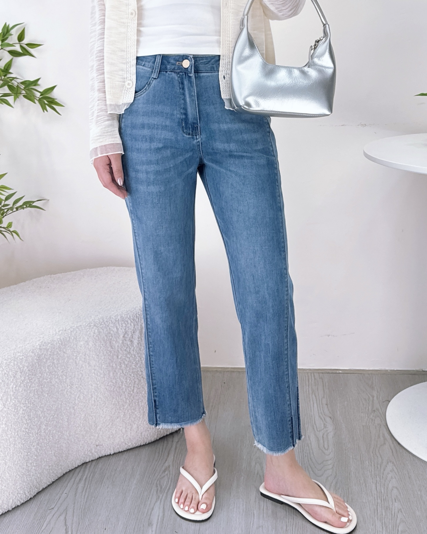 夏天超薄顯白淺藍九分牛仔褲