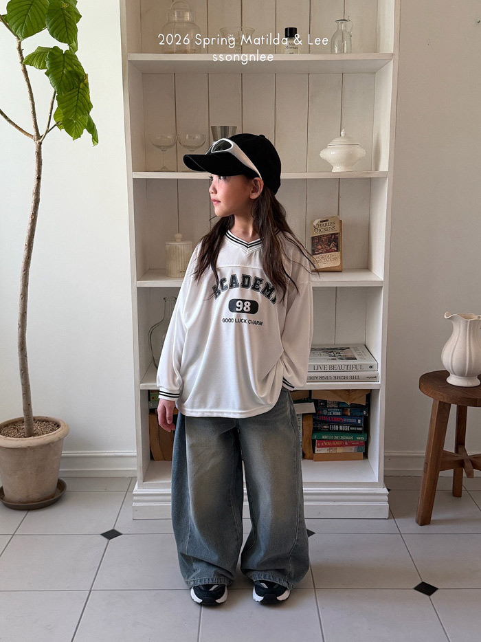 🇰🇷Matilda&Lee tee