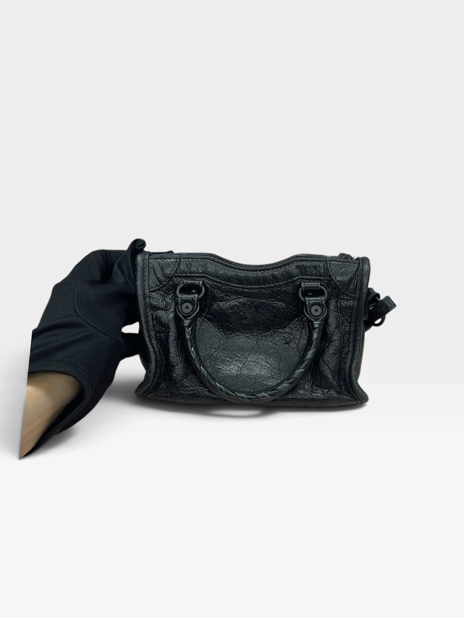 Pre-Owned Balenciaga Le City Nano /Product Code: 102202