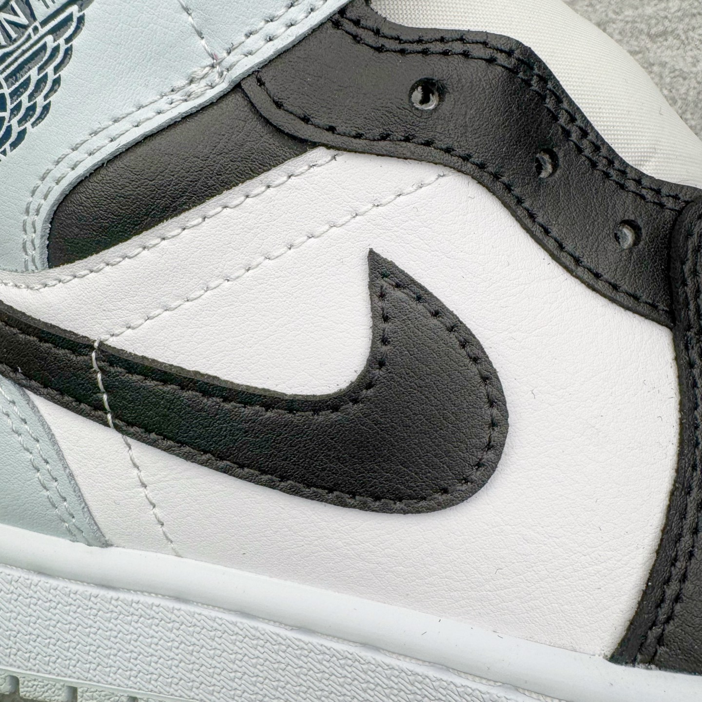 Nike Air Jordan 1 Mid DQ8426-002