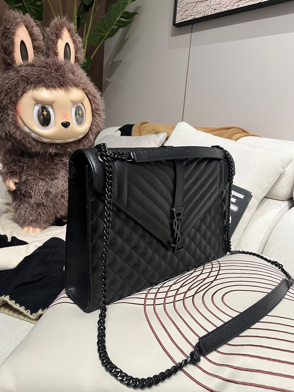 Ysl envelope large so black  100%Authentic ,99%new Unused✅dust bag✅booklet 📣專門店售價  $25,100 ❗️❗️📣 