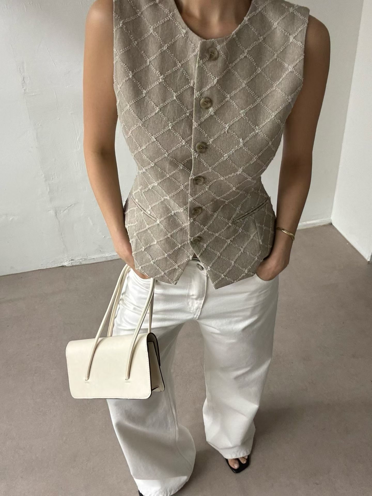 MARGOT Elegant Diamond Vest