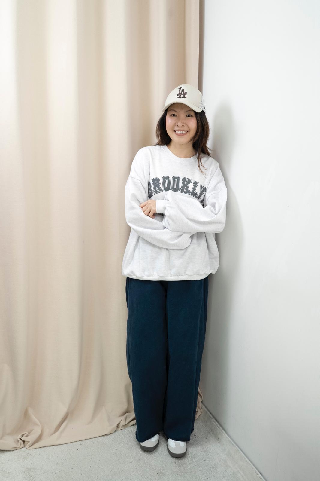 加絨有型文字衞衣（淺花灰色）