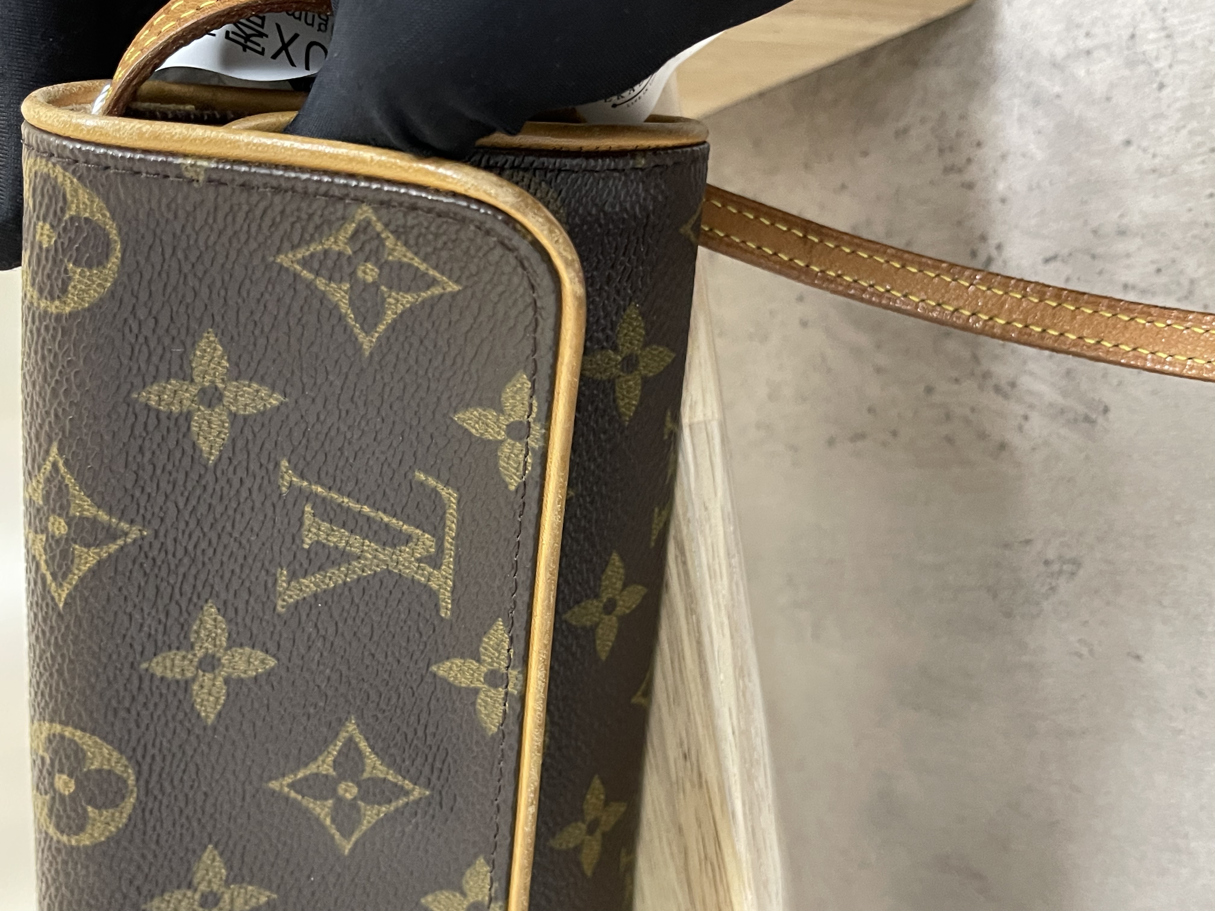 Pre-owned Louis Vuitton Monogram Pochette Twin PM/ Product Code: 26012508