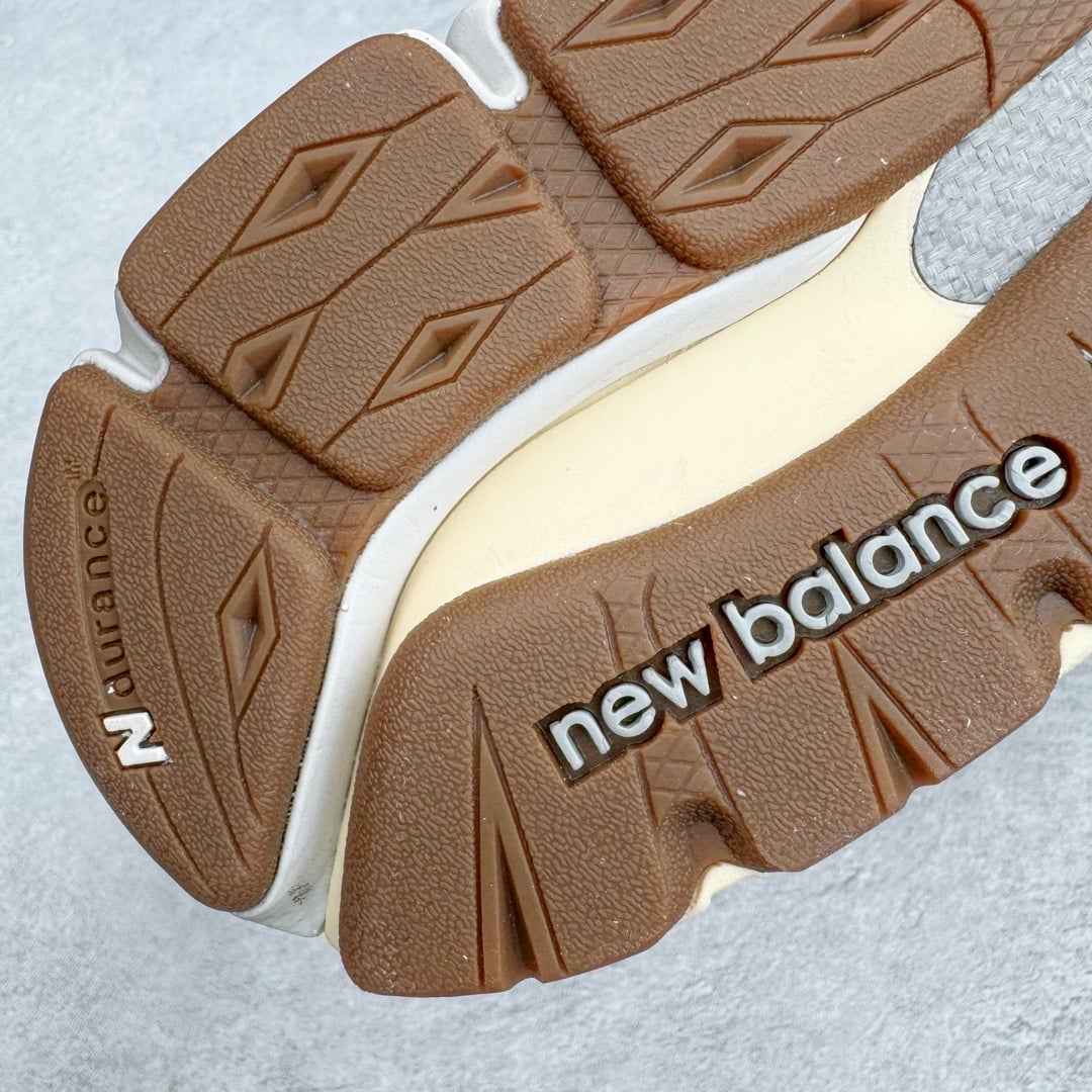 New Balance 990v3 M990SZ3