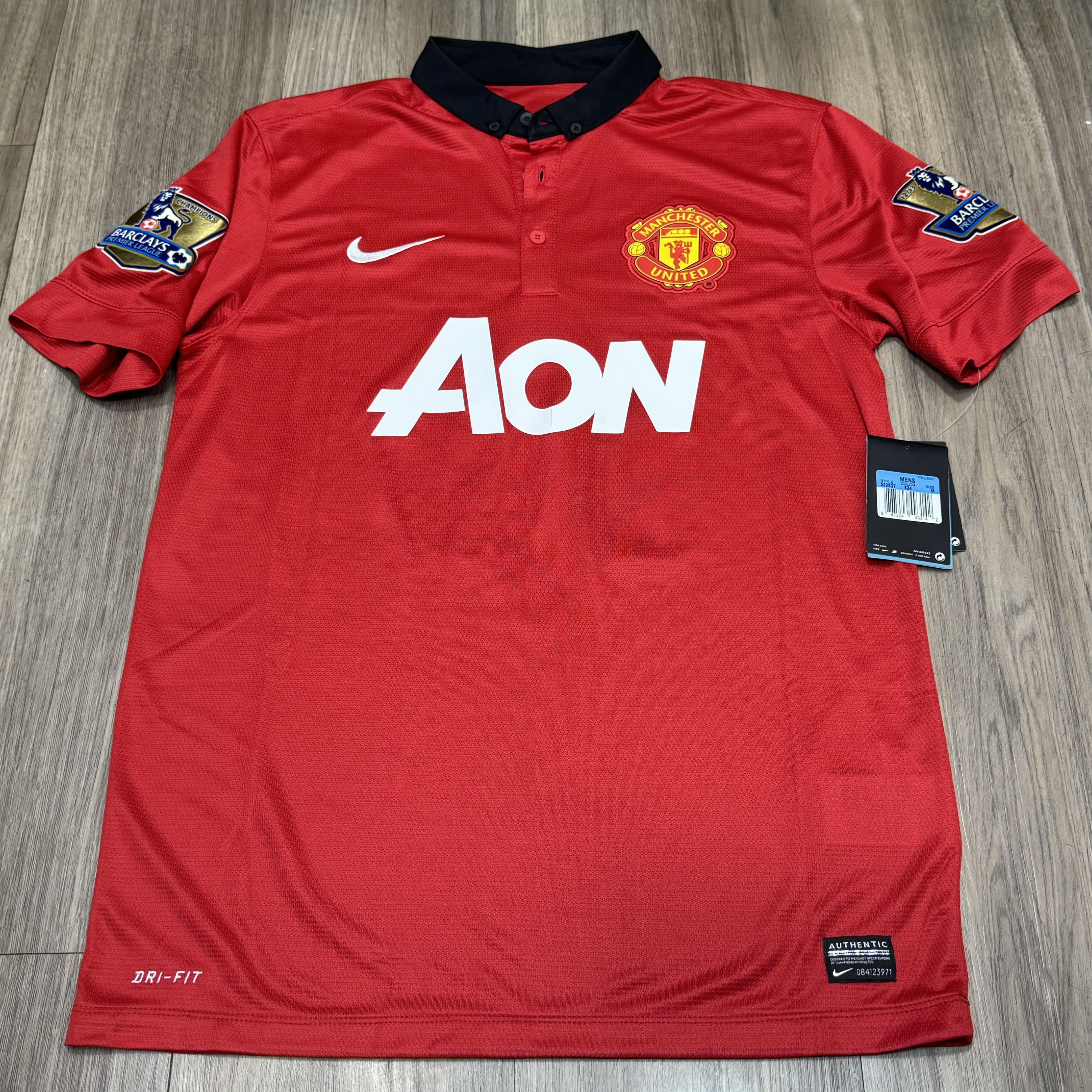 Manchester united 13/14 home shirt #15 Vidic (Bnwt)