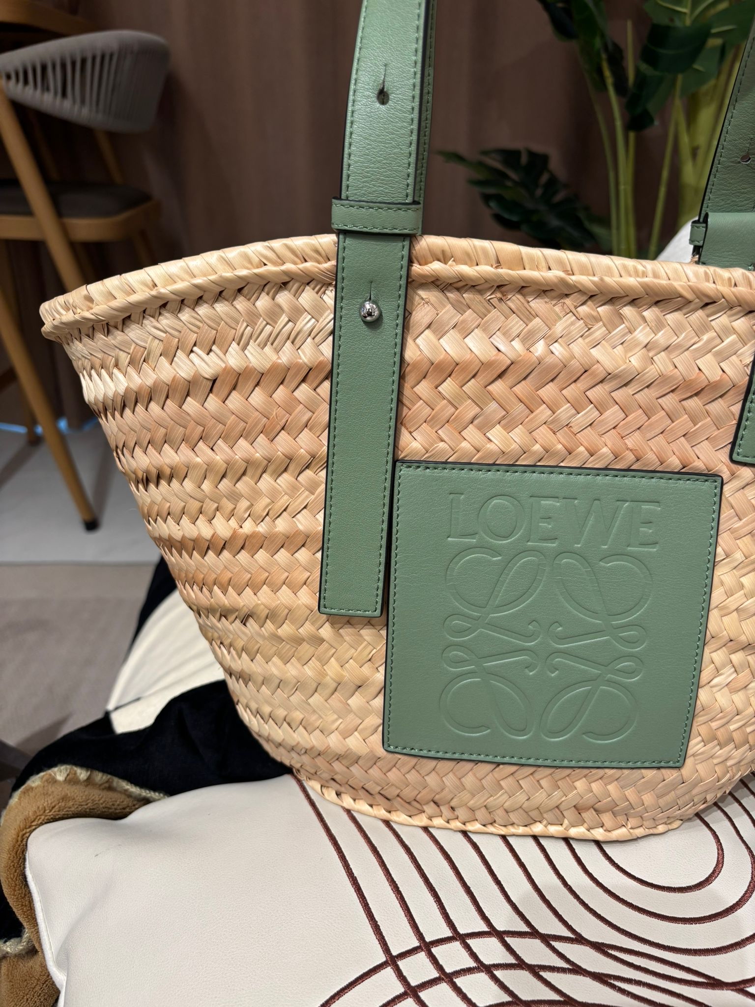 Loewe Raffia Basket Bag 100%Authentic,98%NEW ✅dust bag 