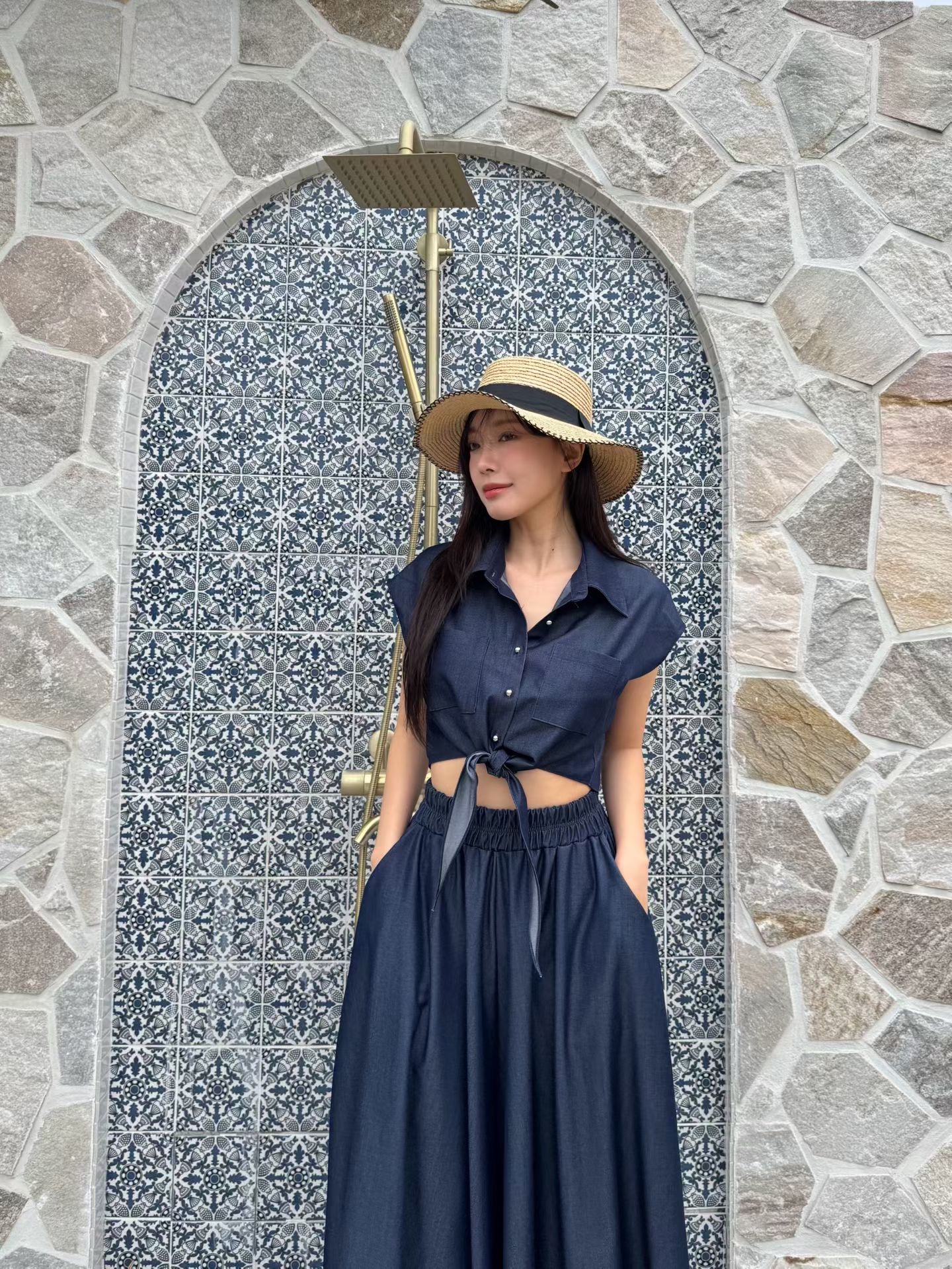 M1 綁結薄牛仔Top 