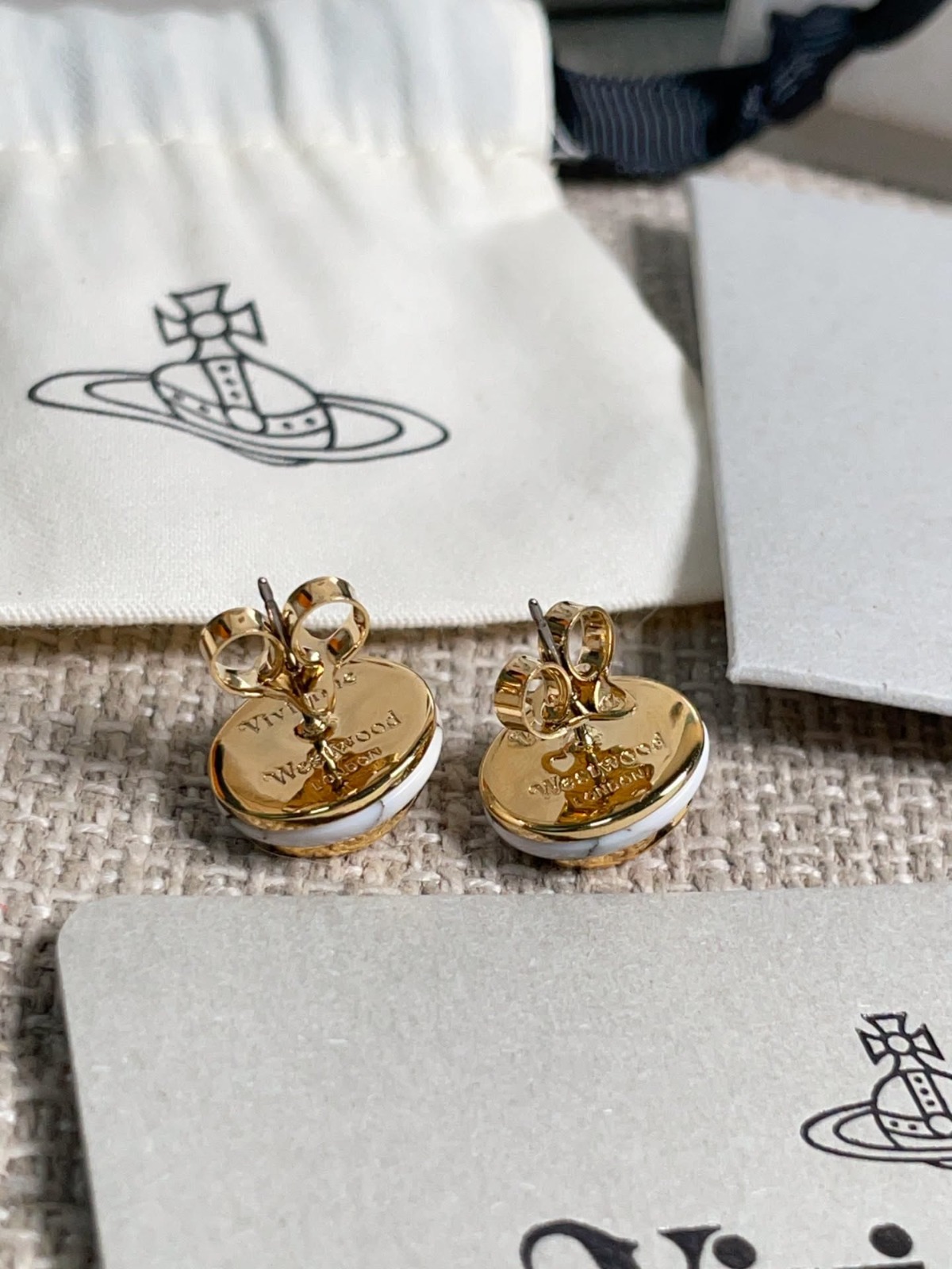 Vivienne Westwood 王冠球耳釘 連禮盒 