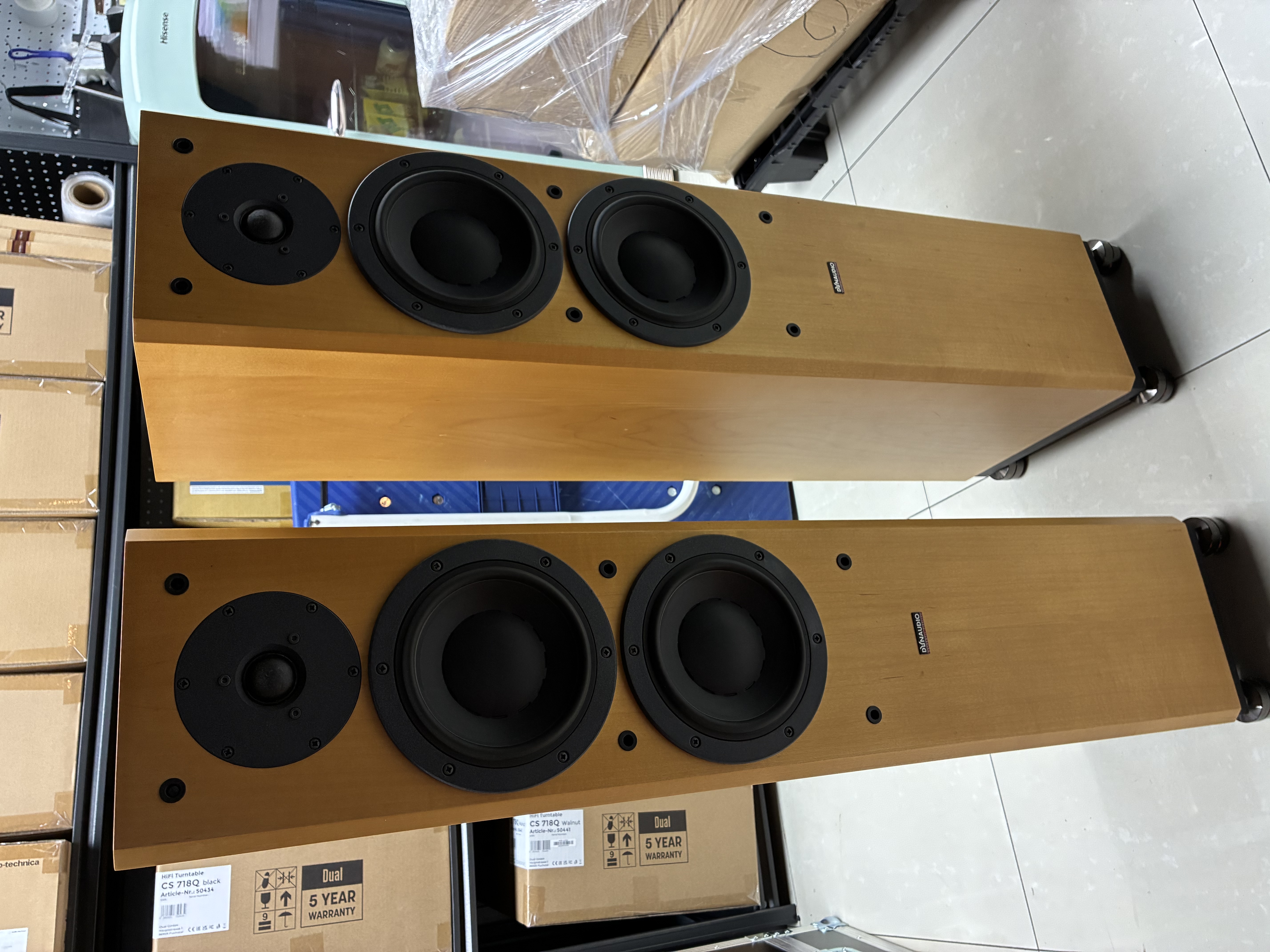 Dyna audio focus 220 (使用品）