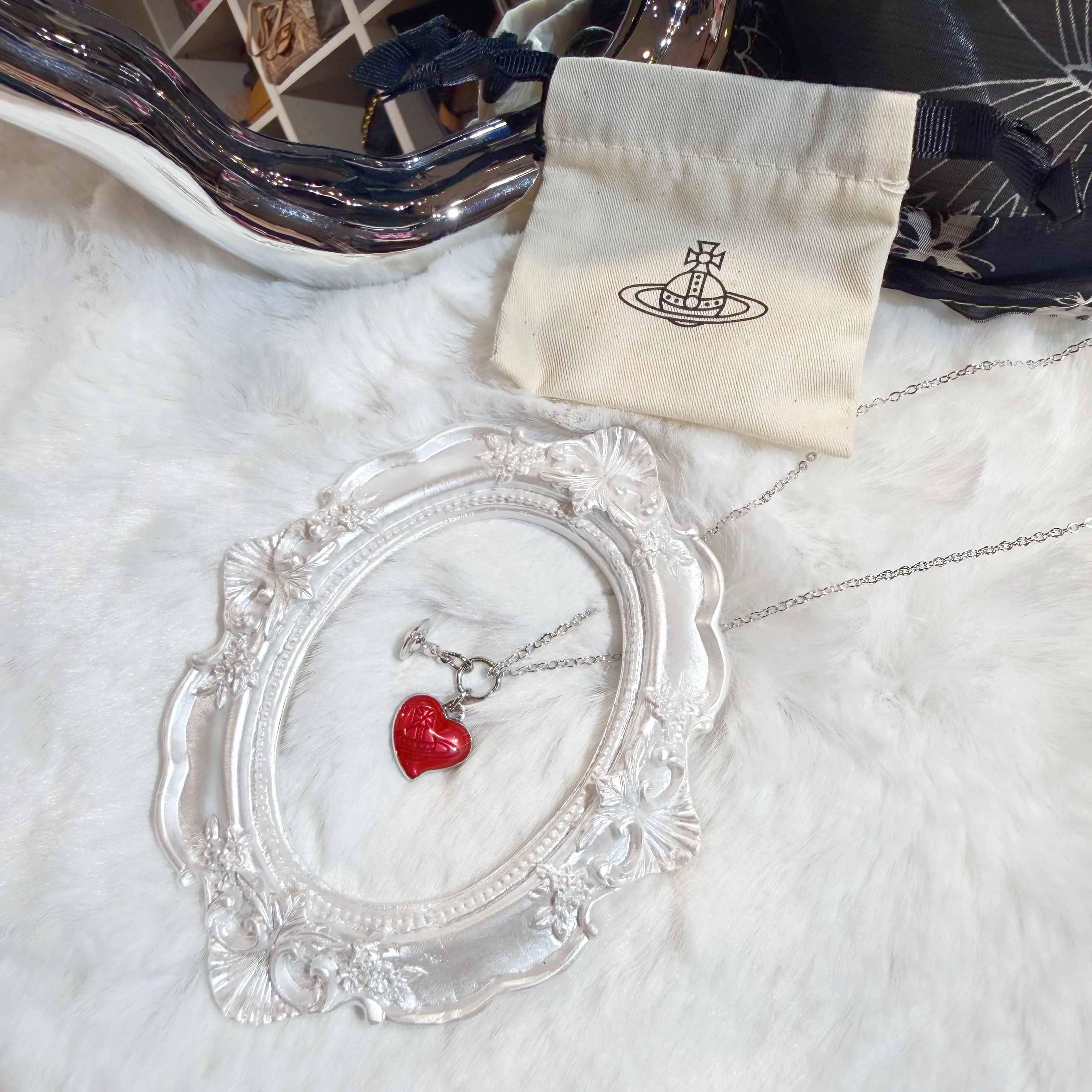 Vivienne Westwood necklace red heart/orb