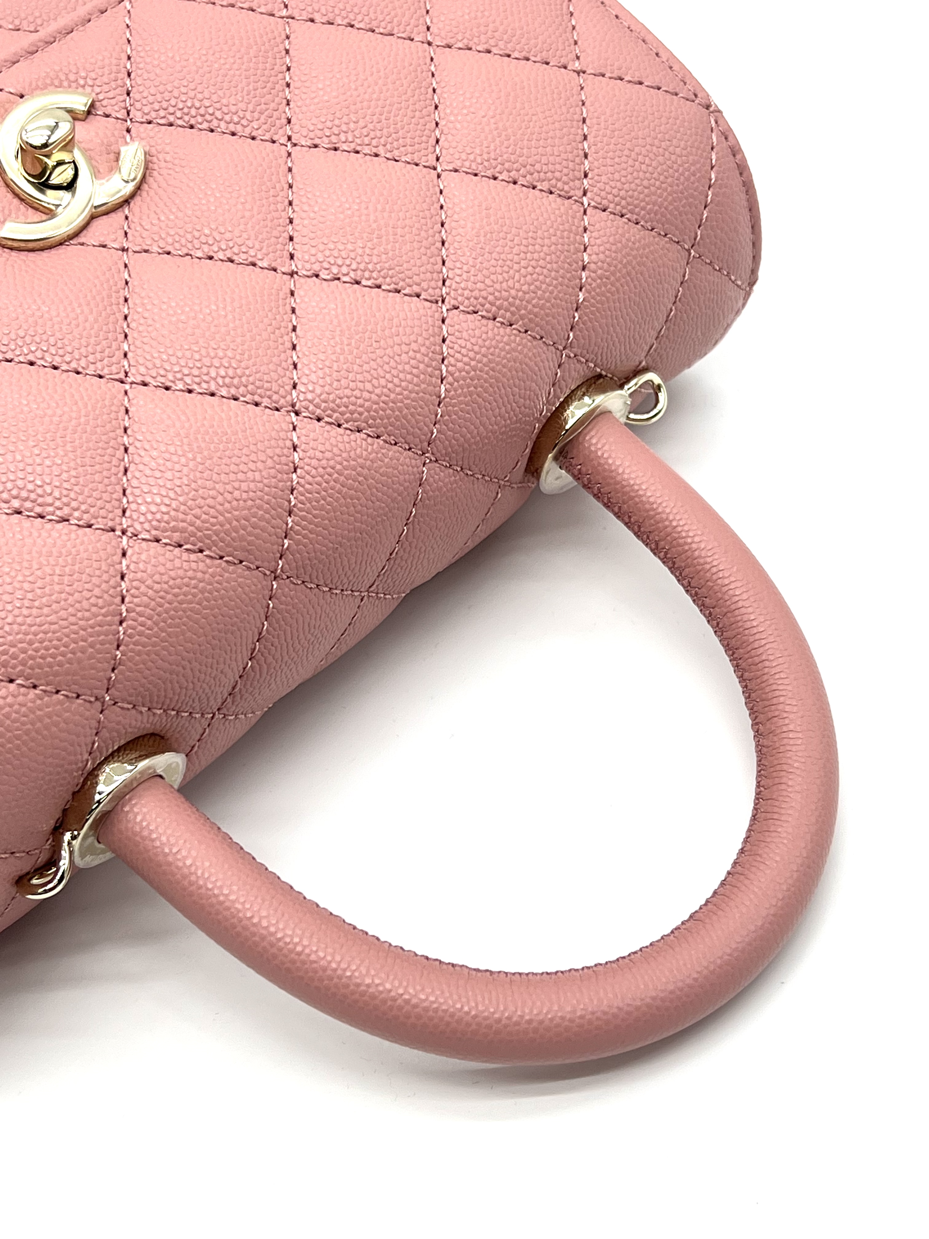 Chanel Small Coco Handle Flap Bag / Product Code: 26031709