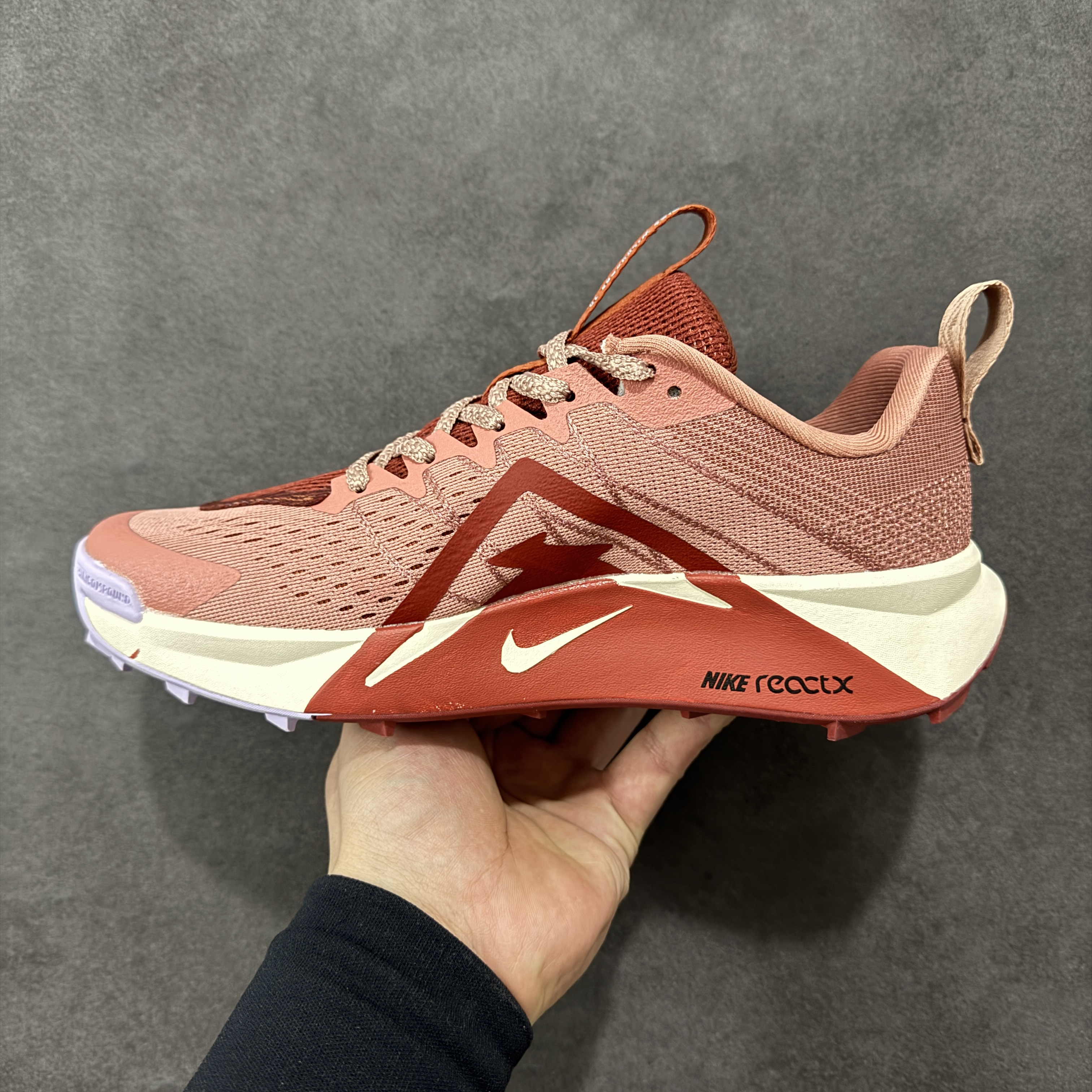 Nike ReactX Wildhorse 10 FV2337–600