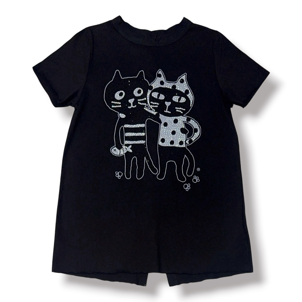 Catsfriends Button Tee