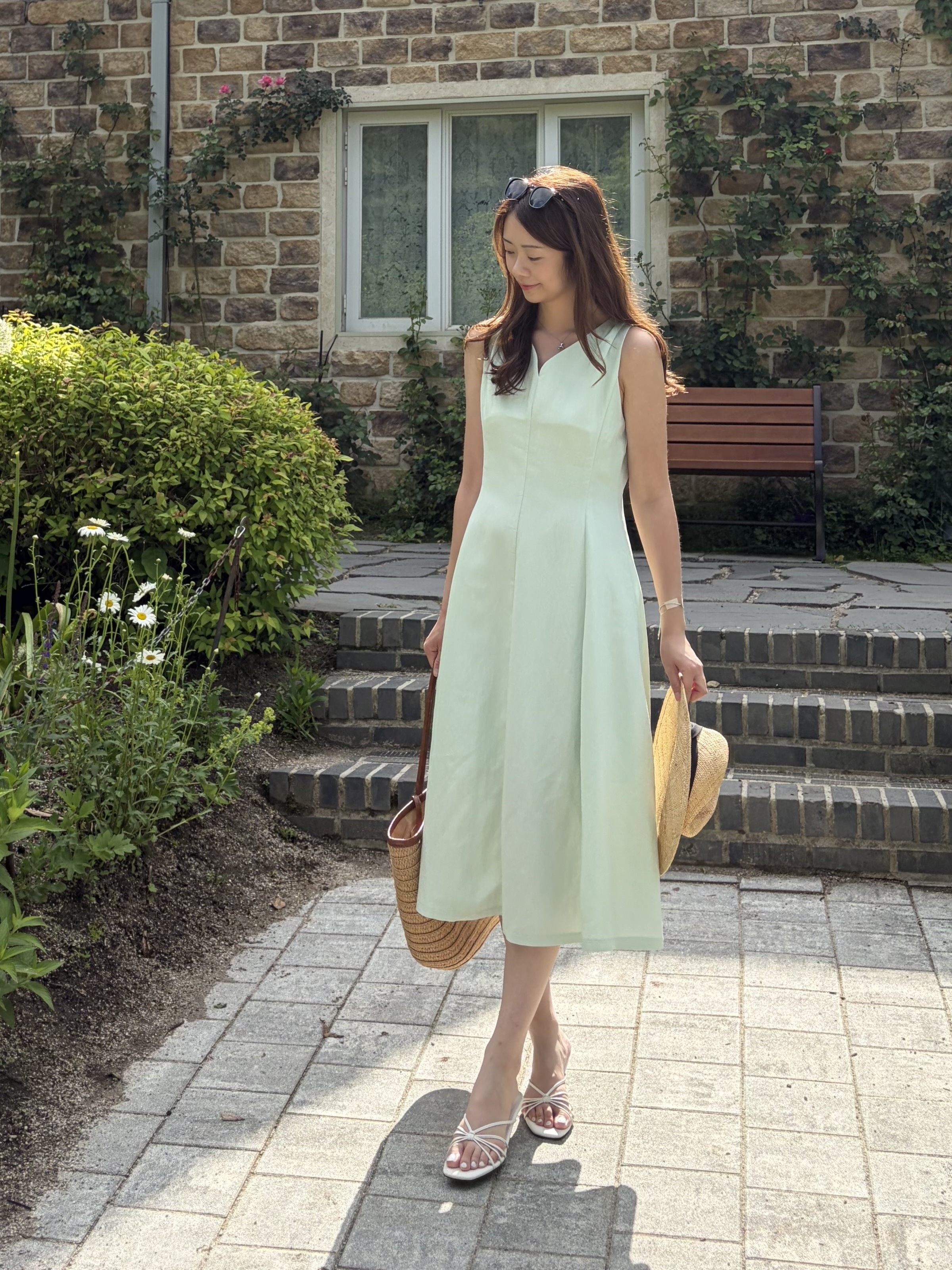 Daphne Flare Dress (Mint)