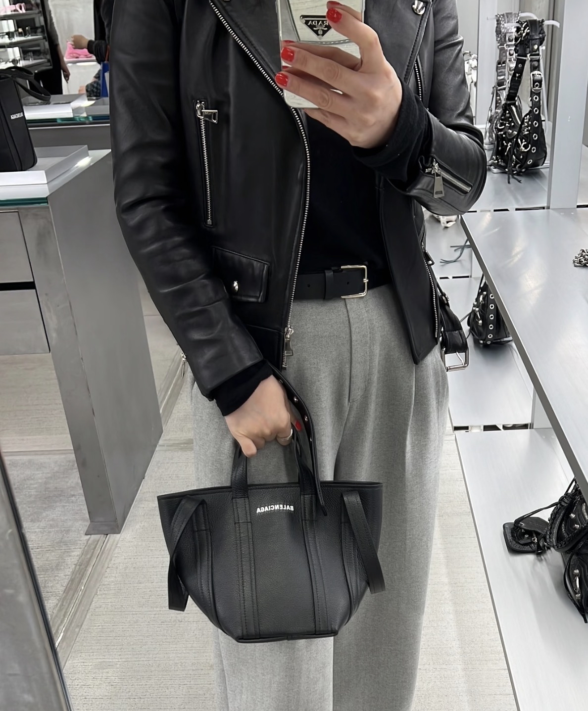 訂貨📮 Balenciaga 黑色 Everyday XS Tote 有肩帶 Size 21x14x26cm