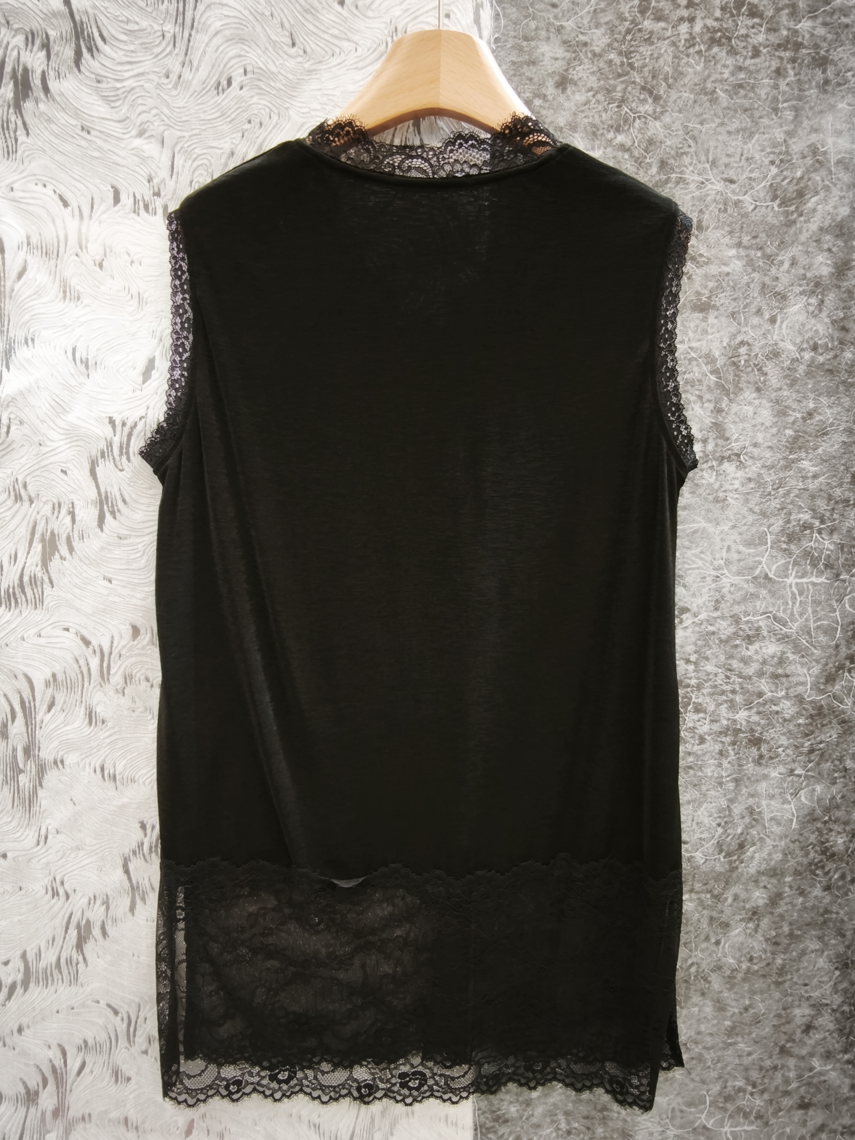 醋酸面料蕾絲背心