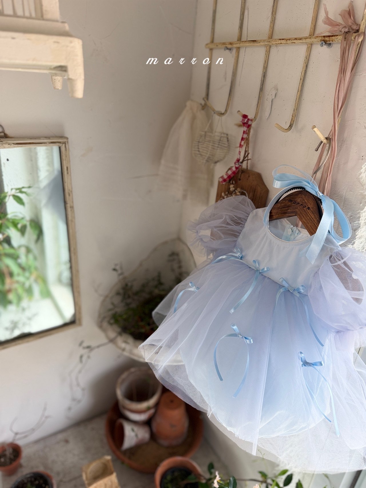 ☀️預訂 韓國直送☀️🇰🇷Marron兩色絲帶薄紗泡泡袖包屁裙
