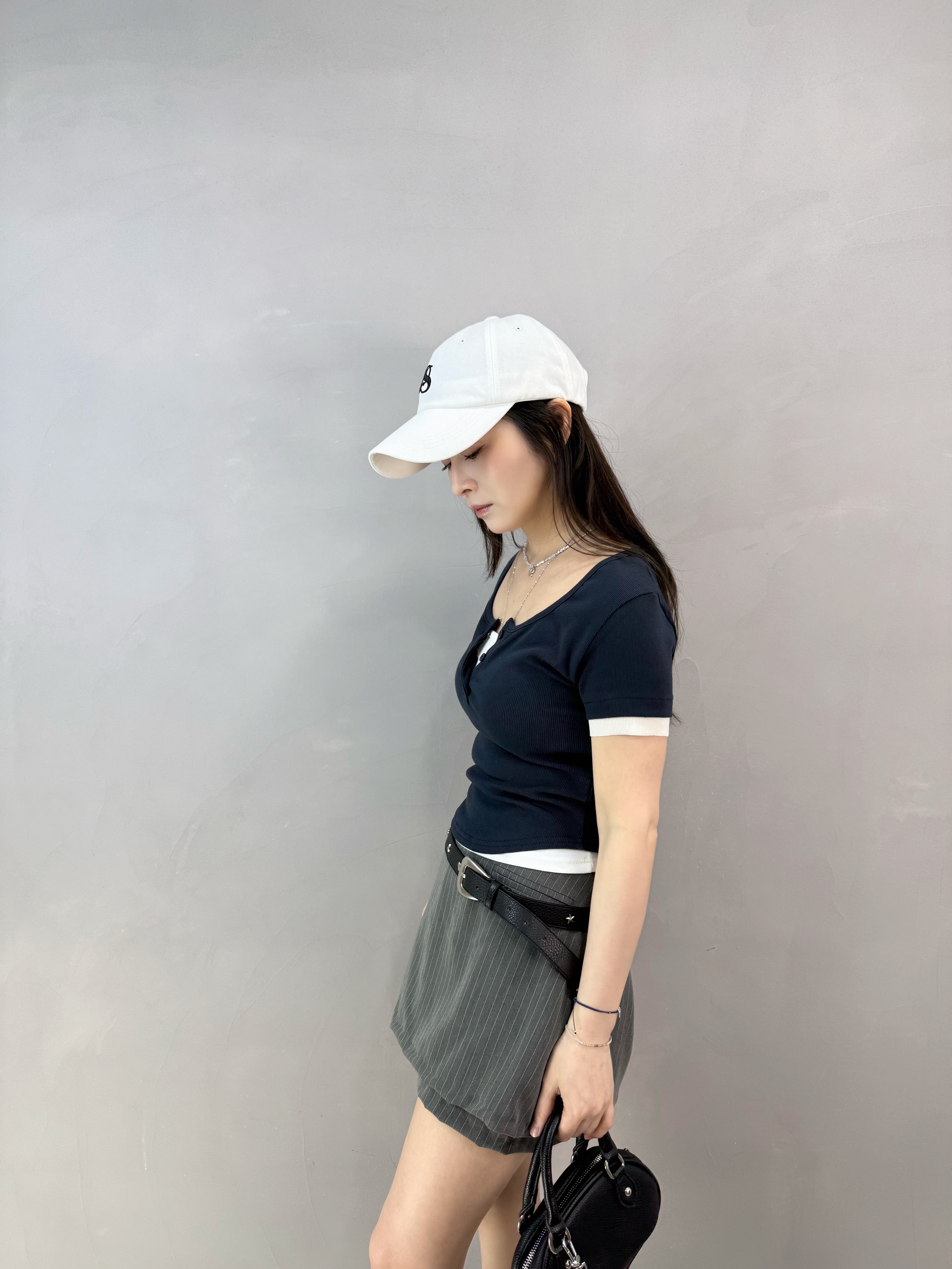 H74 扣鈕撞色袖邊Tee