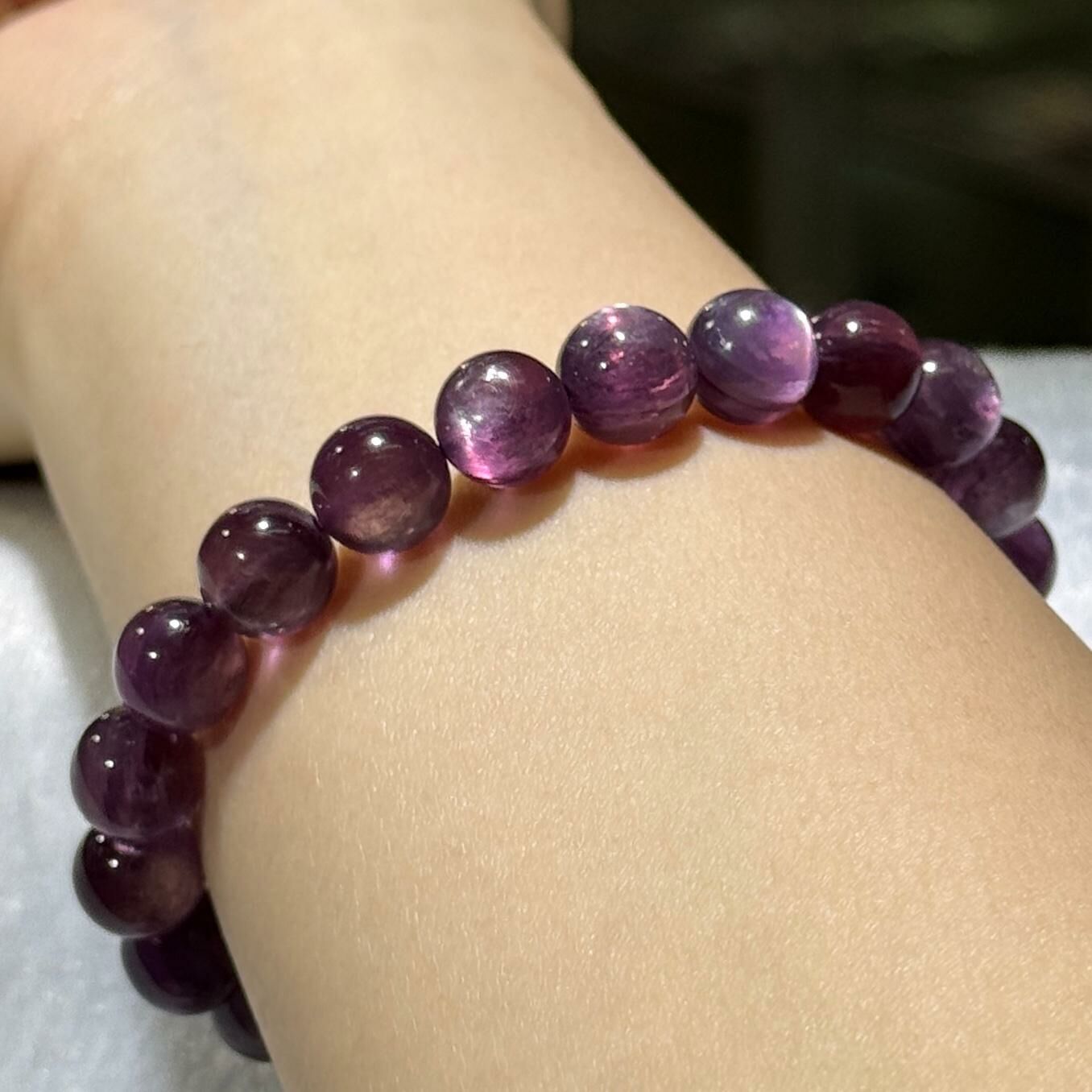 紫鋰雲母手串 9 mm +/-
