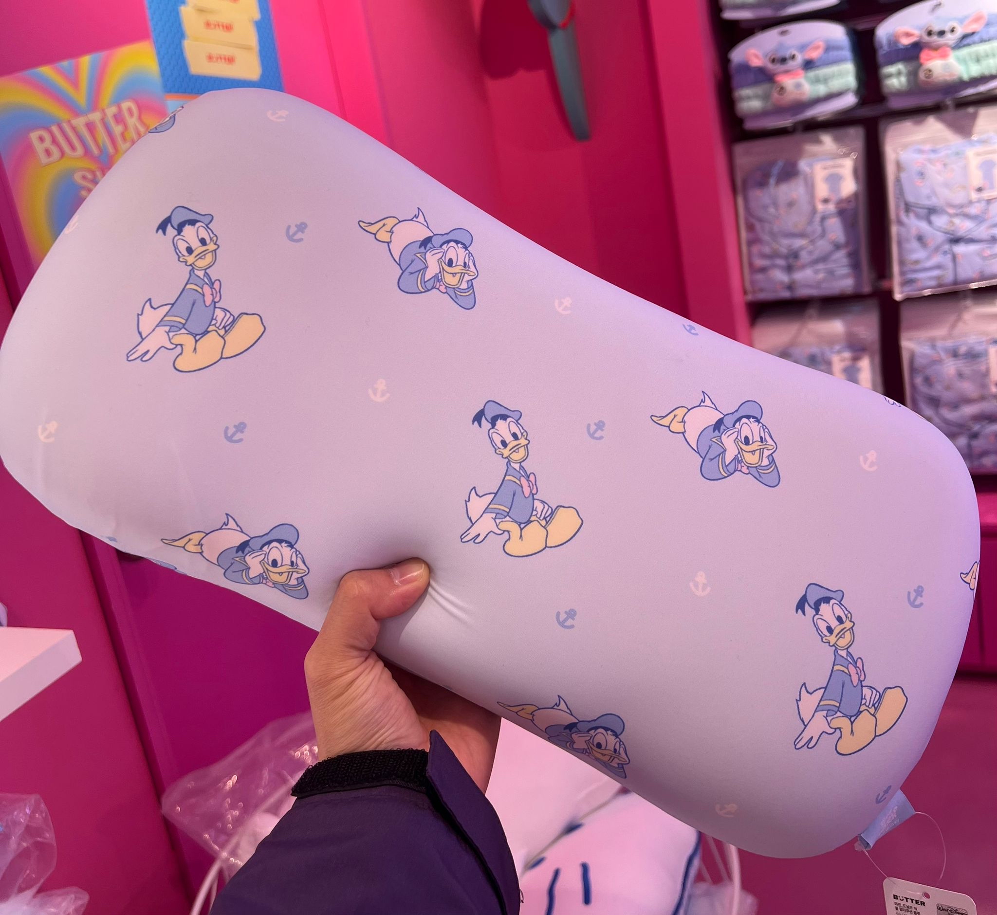 Donald Duck欖枕