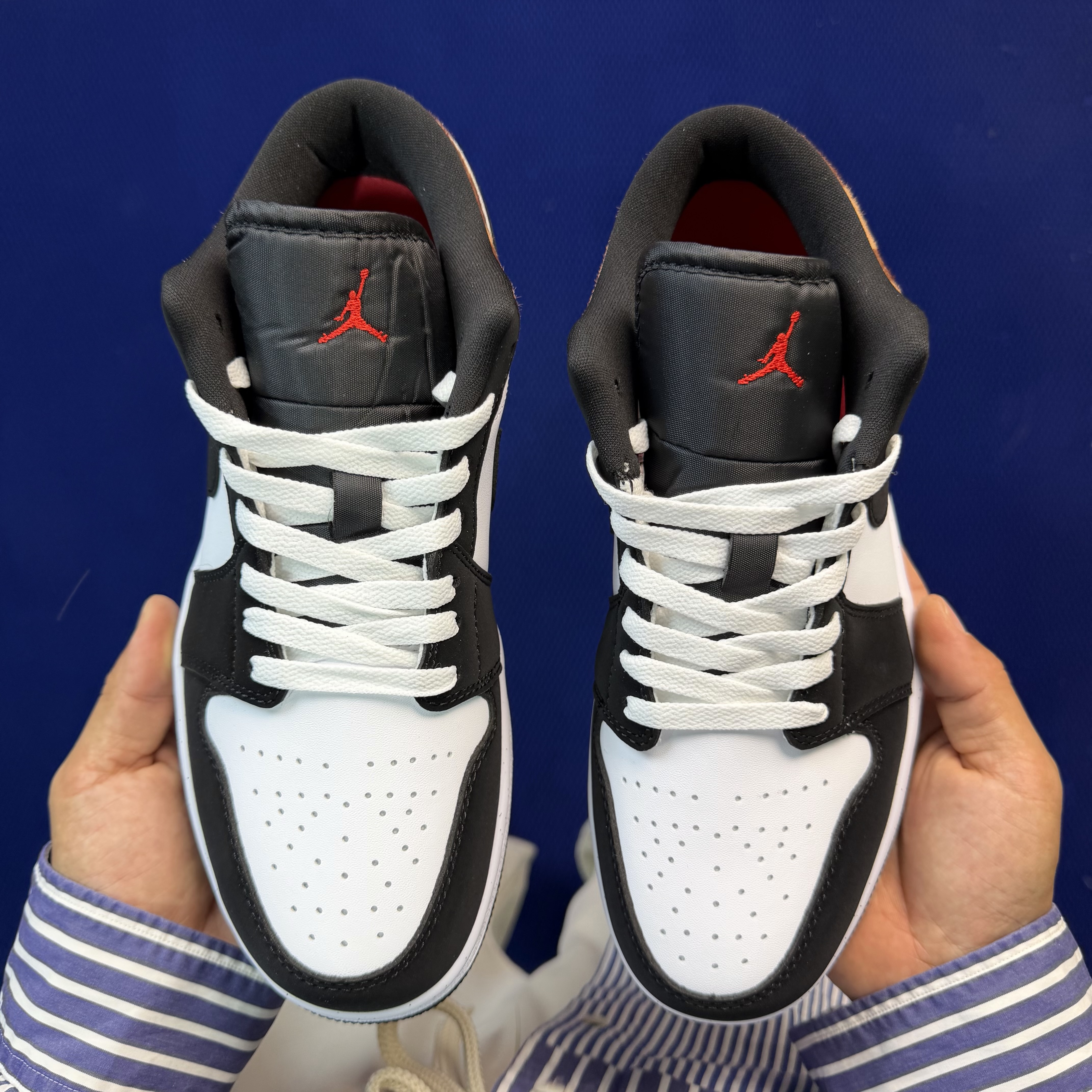 Nike Air Jordan1 Low IX8740-101