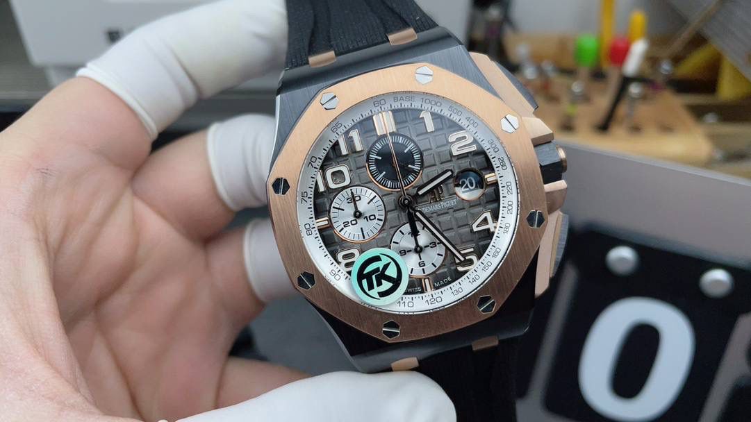 爱彼皇家橡树离岸型计时码表玫瑰金