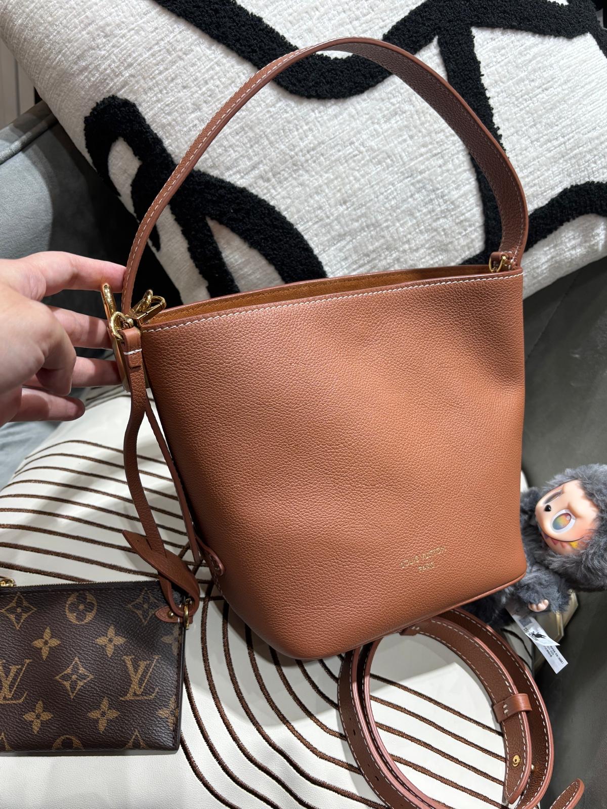 LV Low KeyAll In BB bucket Bag 100%Authentic, 98%New ✅Coin Purse ✅Dust bag