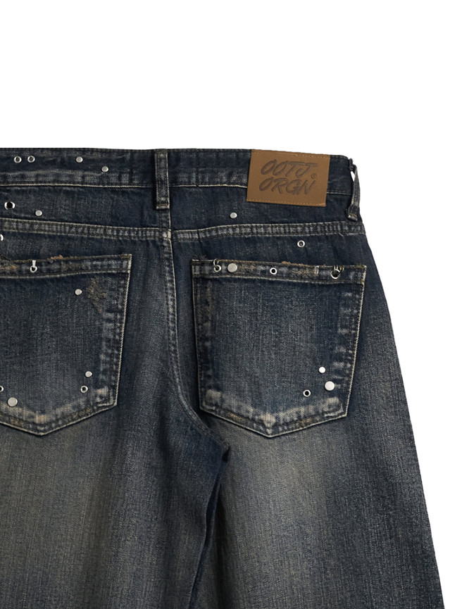 Pierced Low Rise Flare Denim Pants