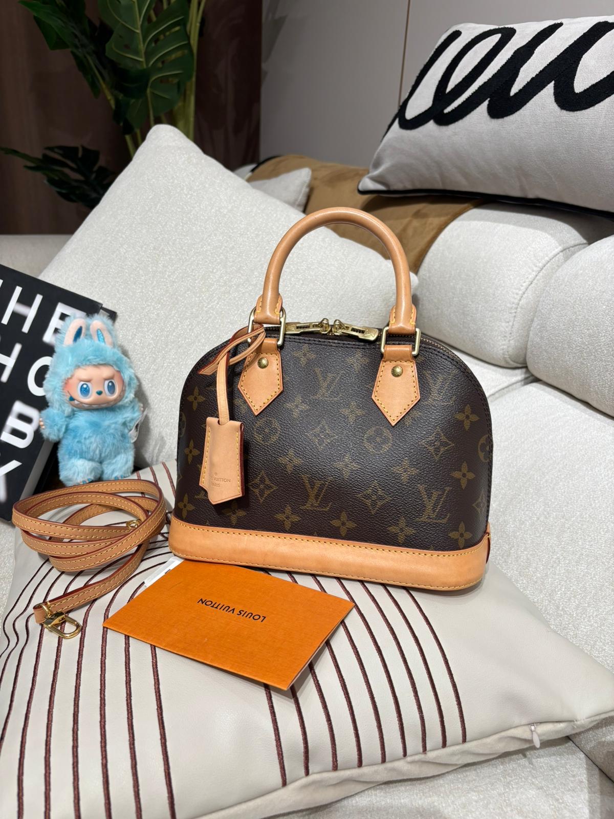 LV Alma bb monogram 100%Authentic, 95%new ✅收據✅肩帶✅鎖鎖匙✅Dust bag