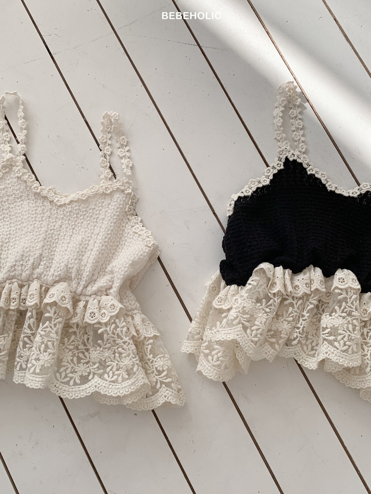 🌸預訂 韓國直送🌸🇰🇷BEBEHOLIC兩色標籤蕾絲花邊吊帶胸衣