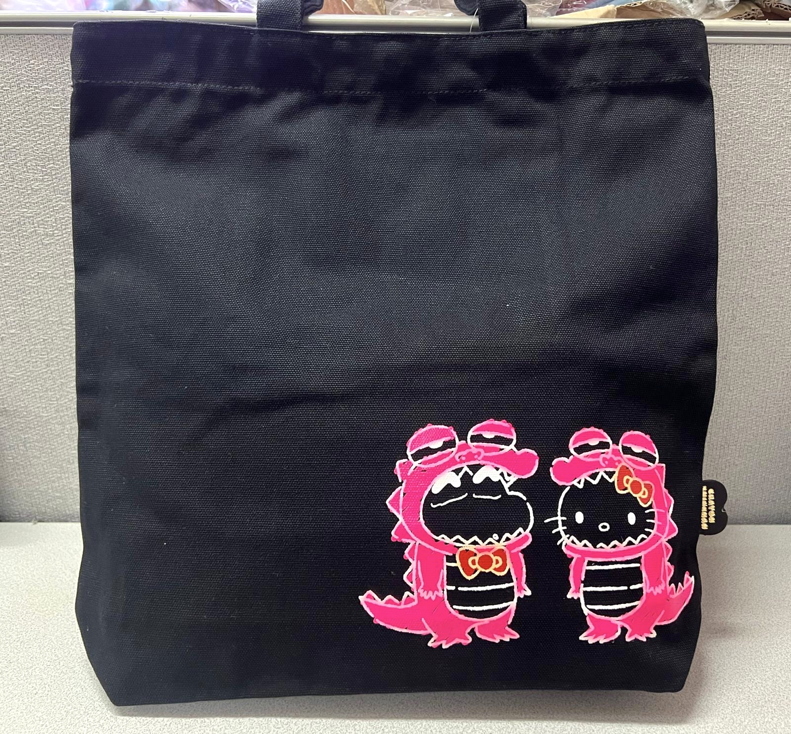 🎌日本直送🎌 Hello Kitty x 蠟筆小新 厚身帆布側孭袋